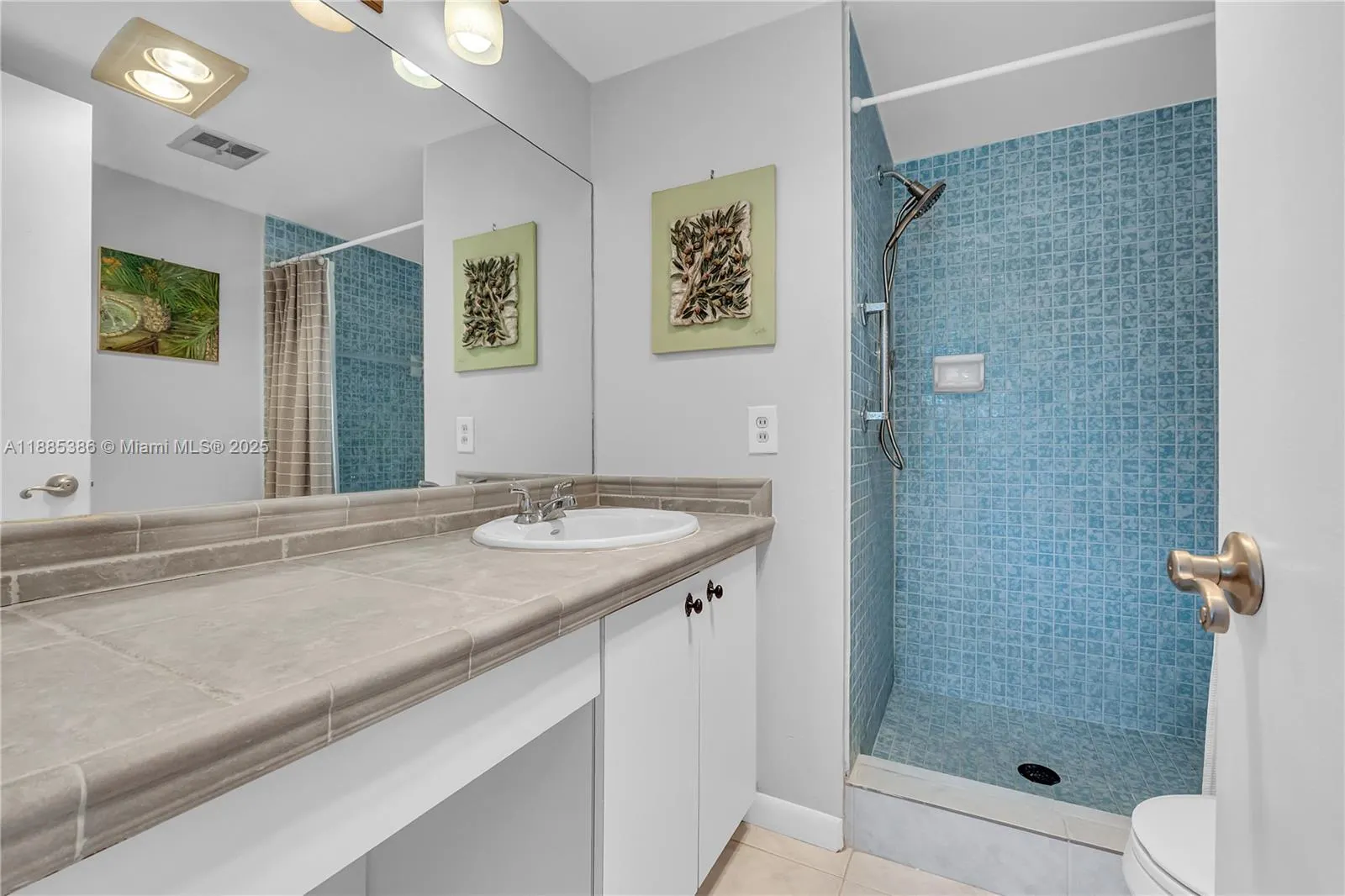 8950 Sunrise Lakes Blvd, #311