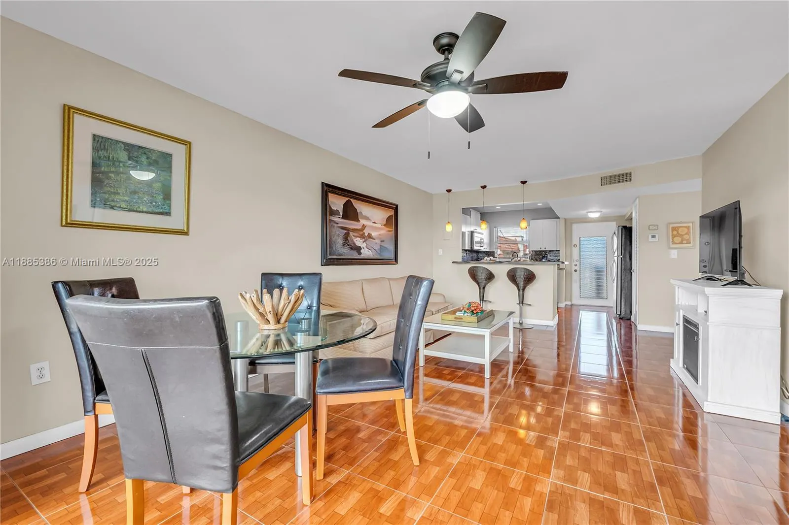 8950 Sunrise Lakes Blvd, #311