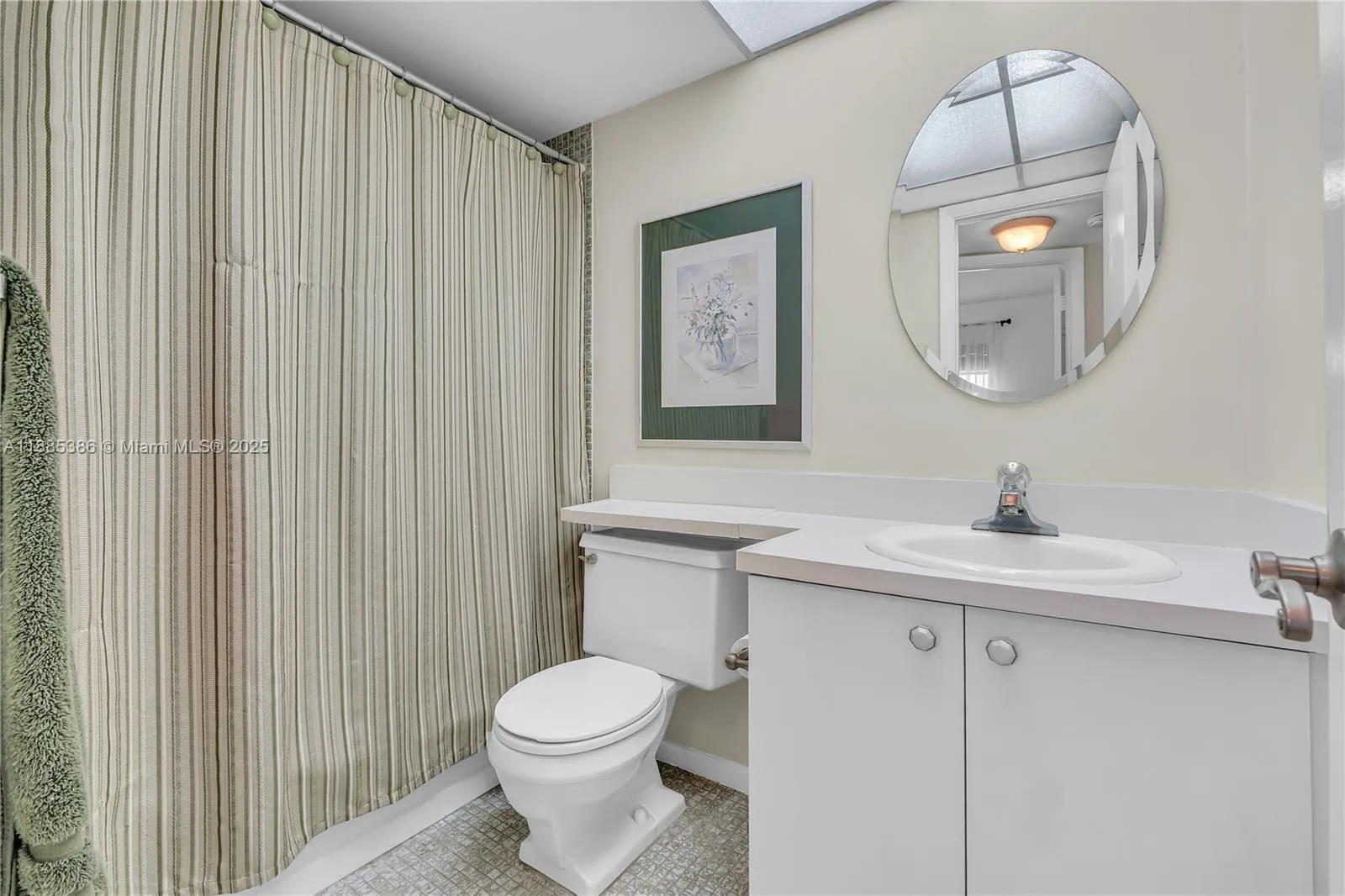 8950 Sunrise Lakes Blvd, #311