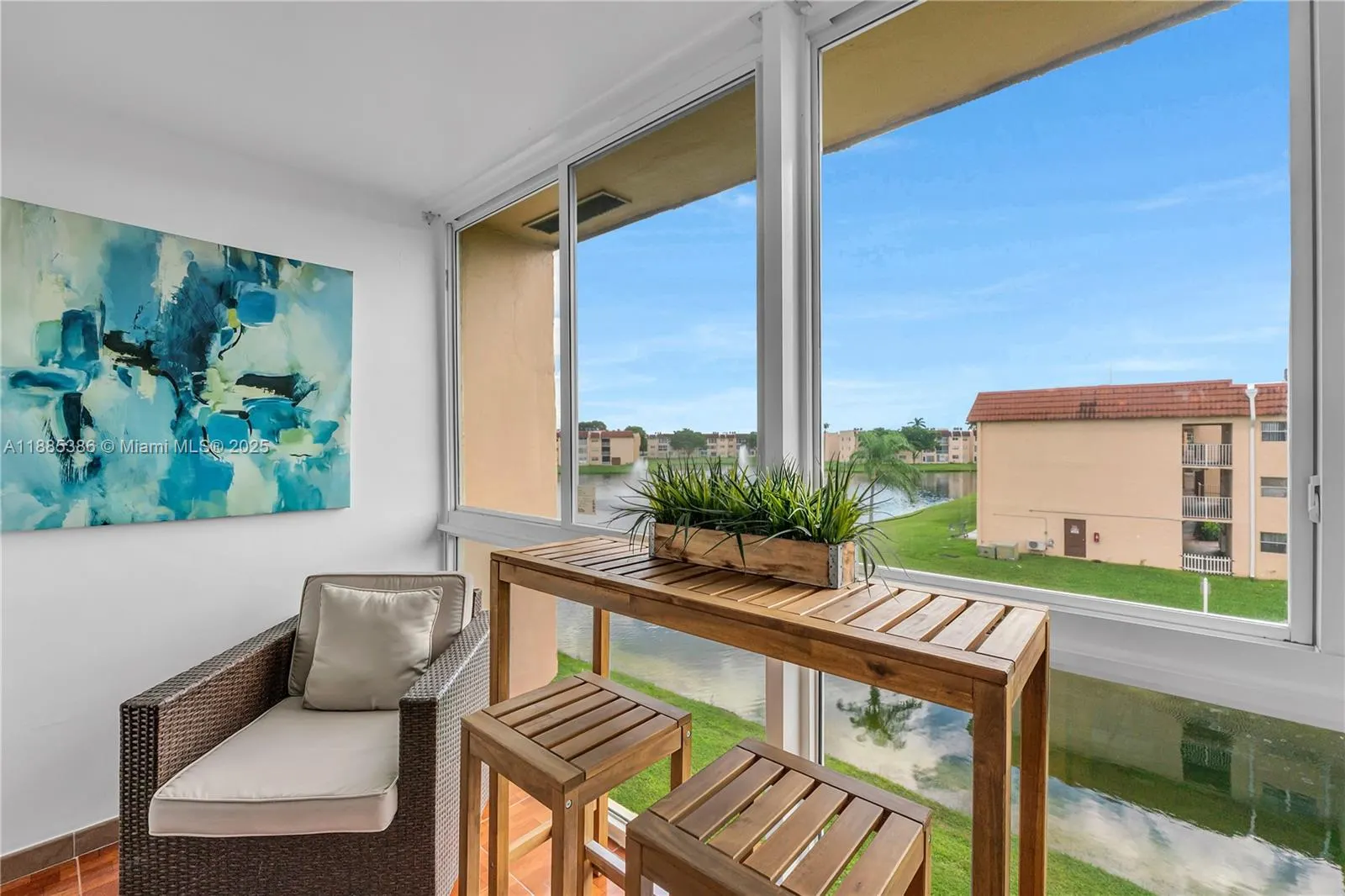 8950 Sunrise Lakes Blvd, #311