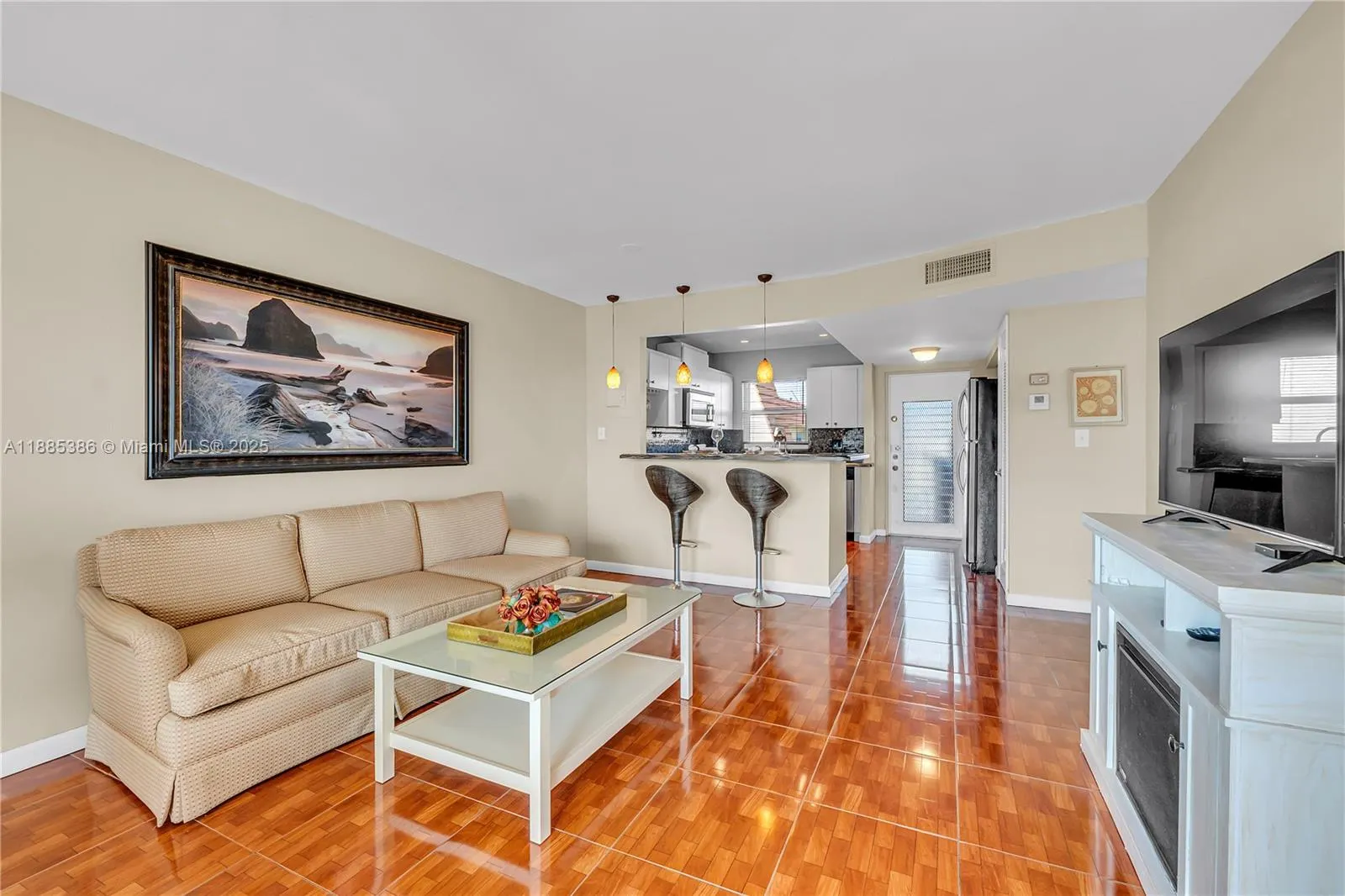 8950 Sunrise Lakes Blvd, #311