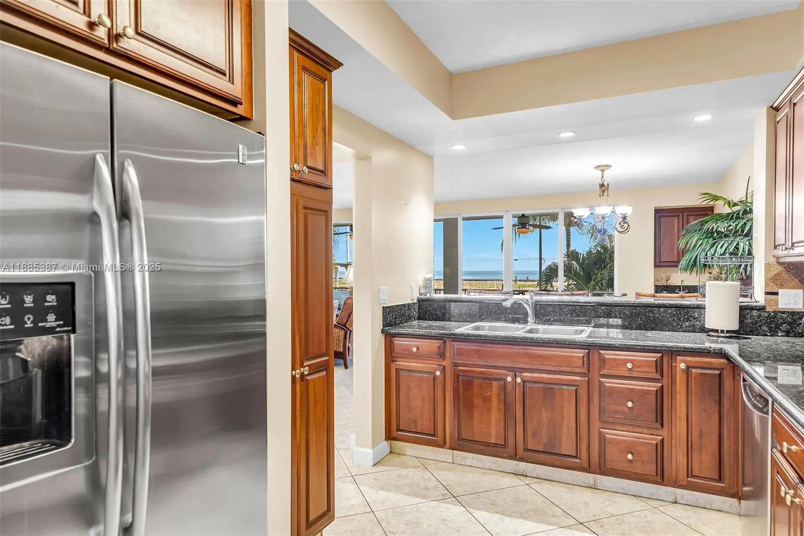 101 Gulfview Dr, #114