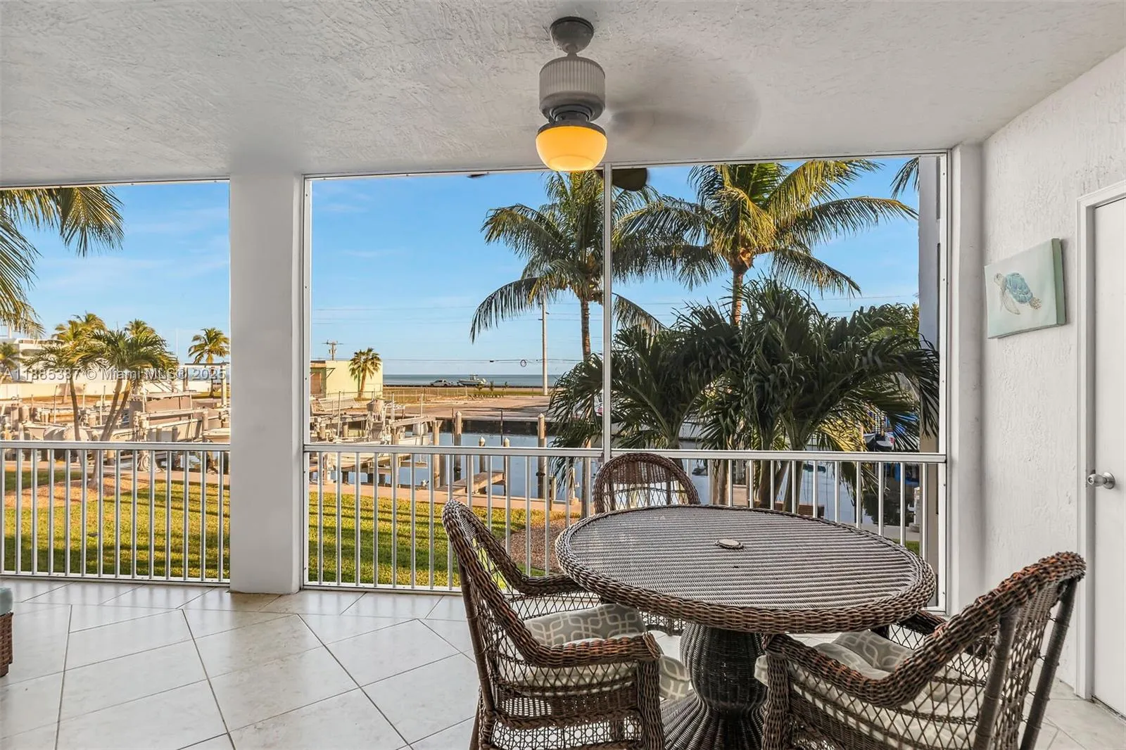 101 Gulfview Dr, #114