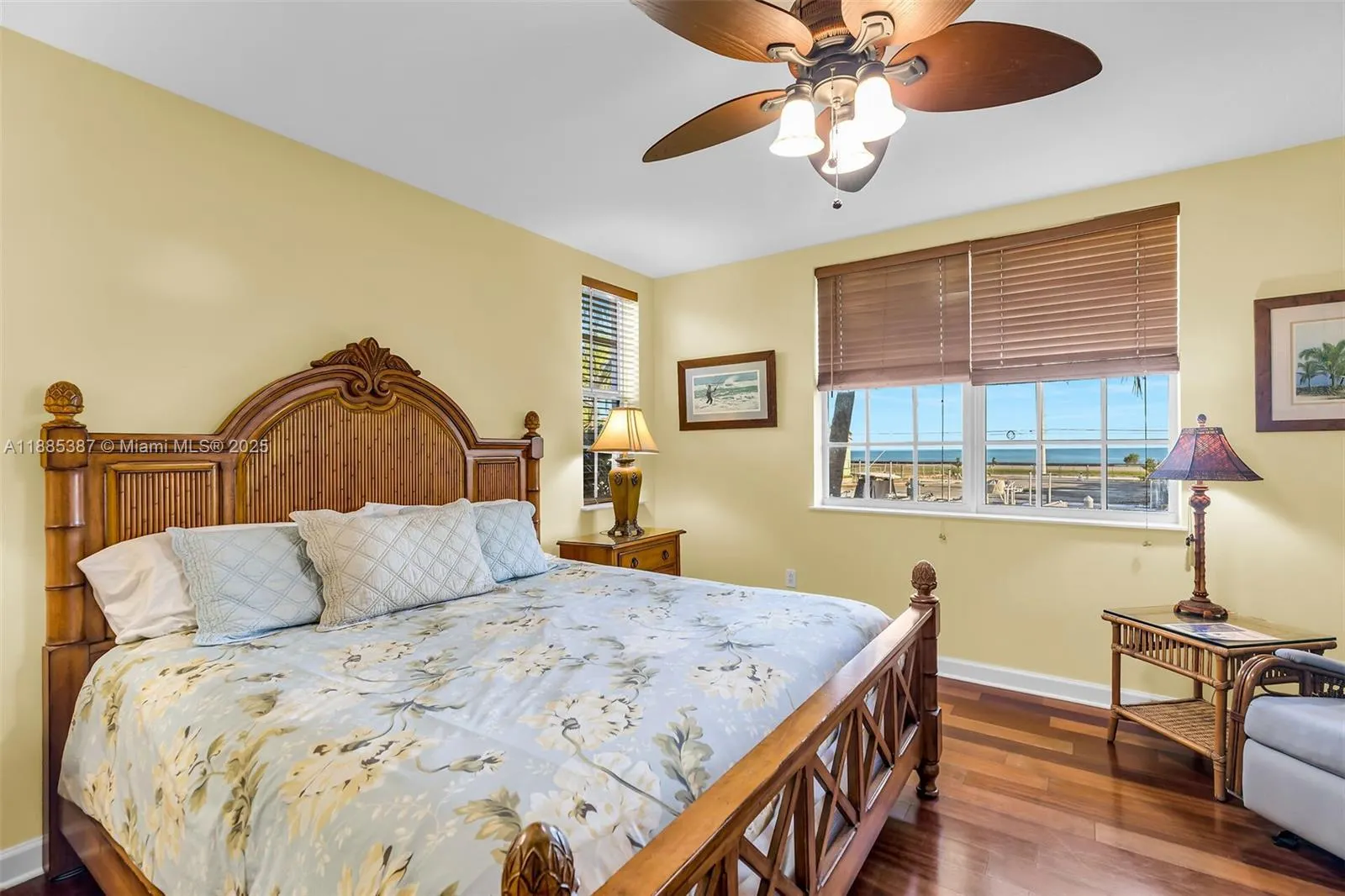 101 Gulfview Dr, #114