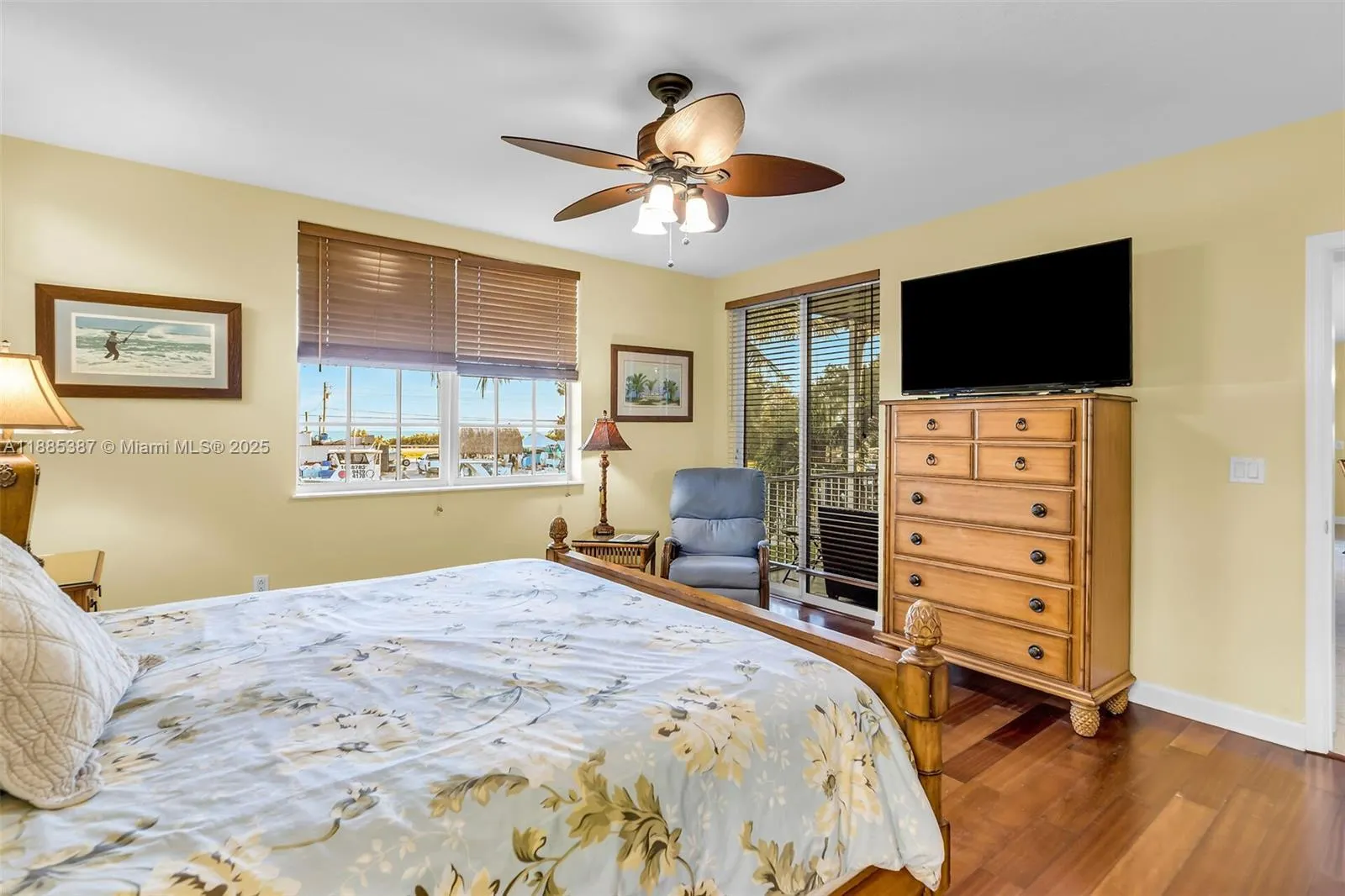 101 Gulfview Dr, #114