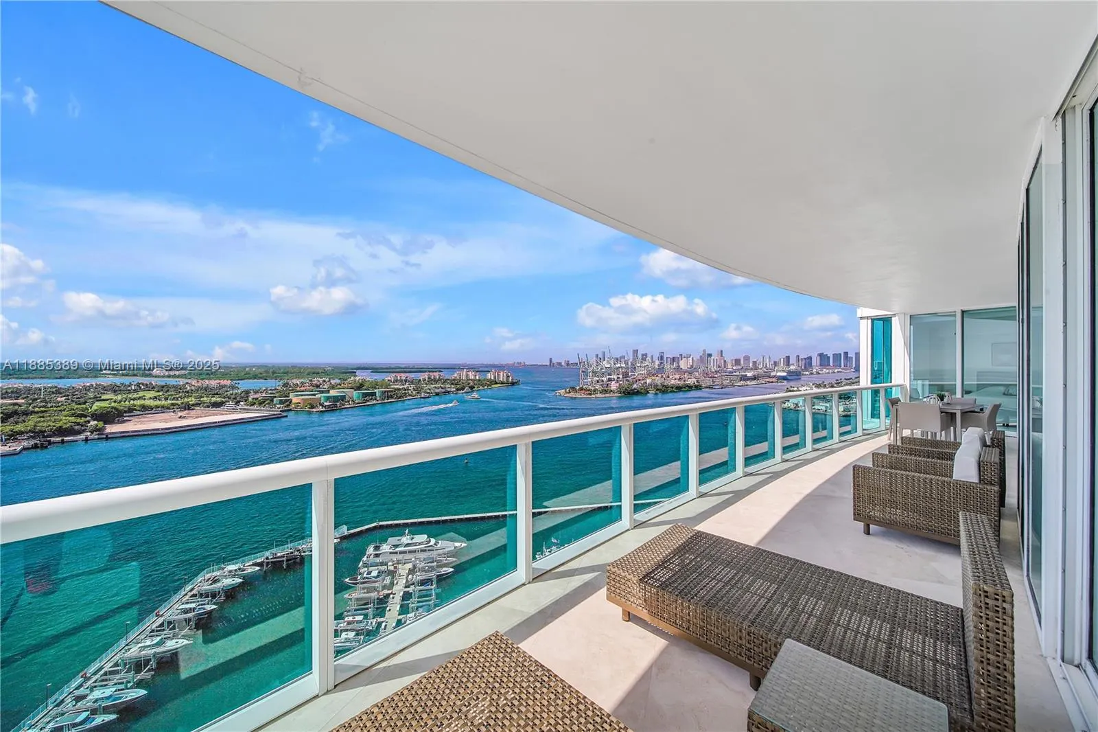 1000 S Pointe Dr, #2202