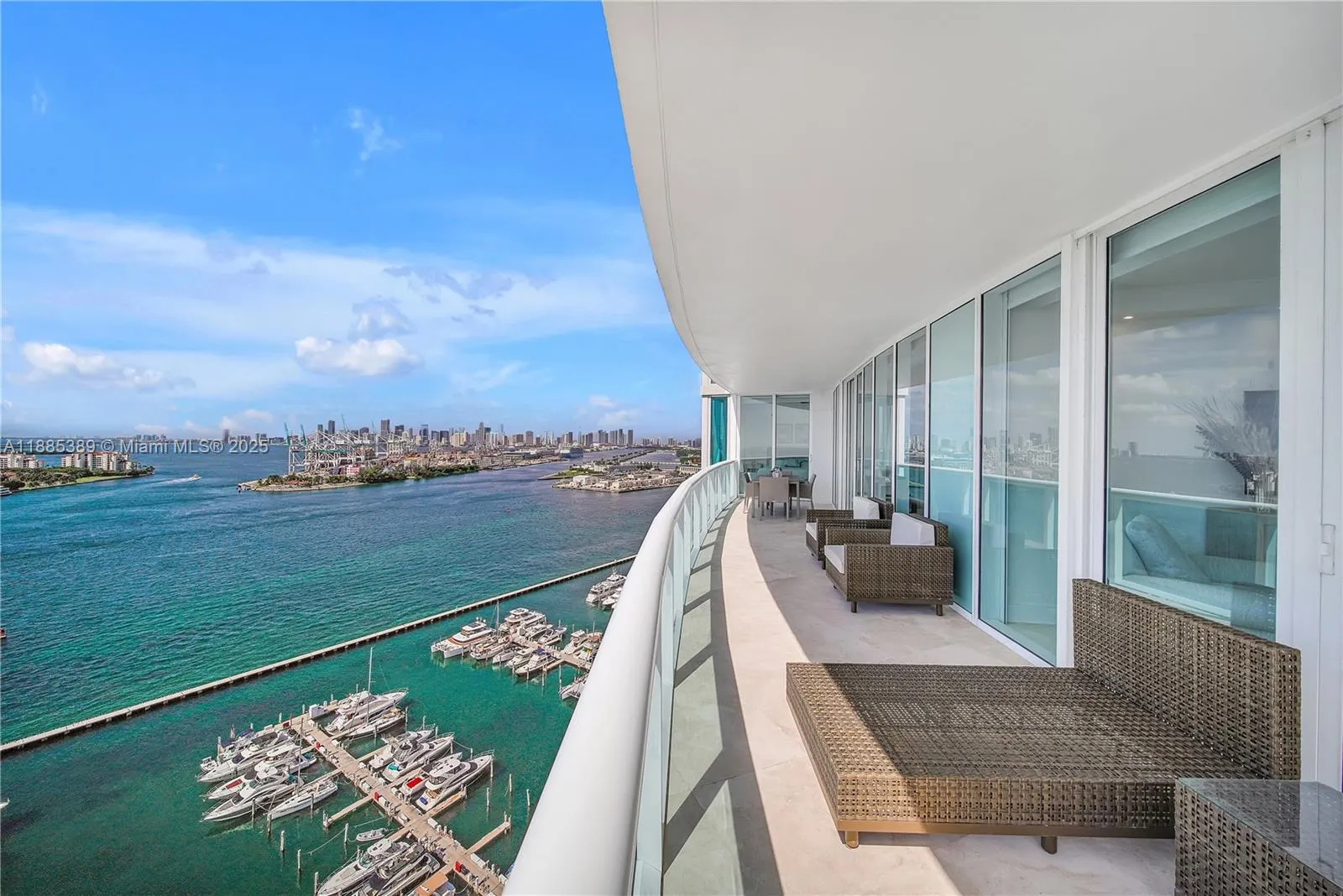 1000 S Pointe Dr, #2202