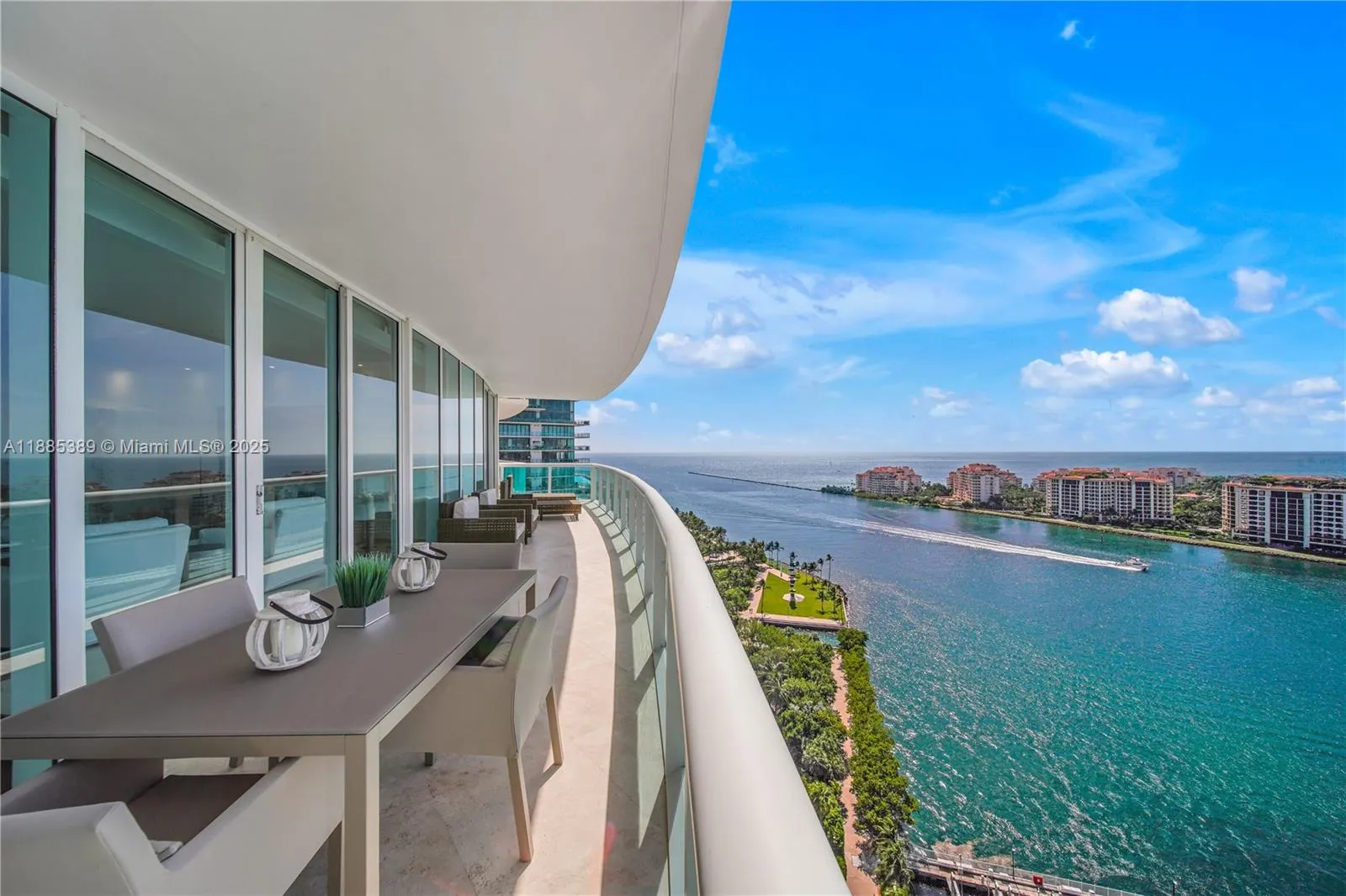 1000 S Pointe Dr, #2202