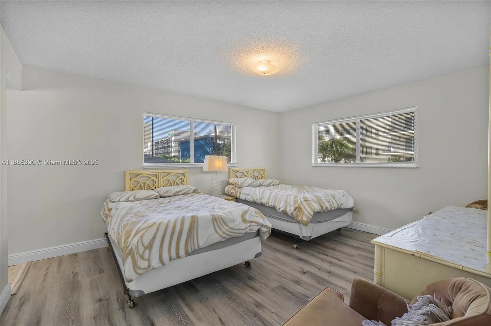 4141 Collins Ave, #201