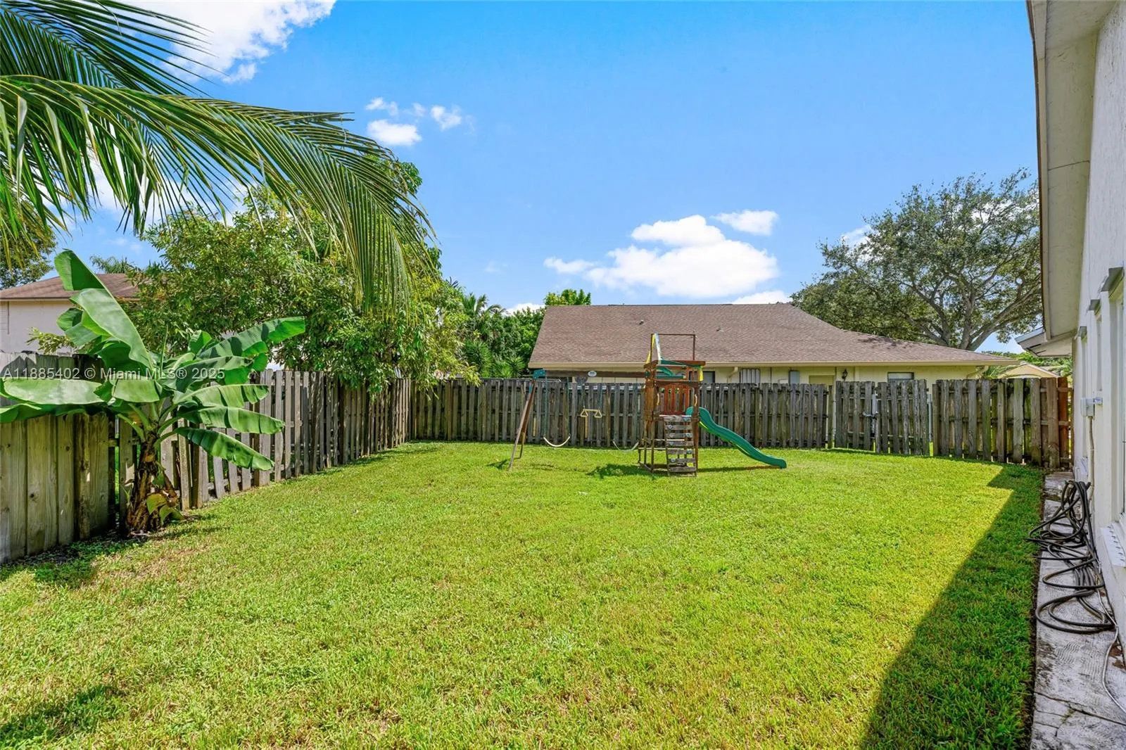 10445 NW 31st Ct
