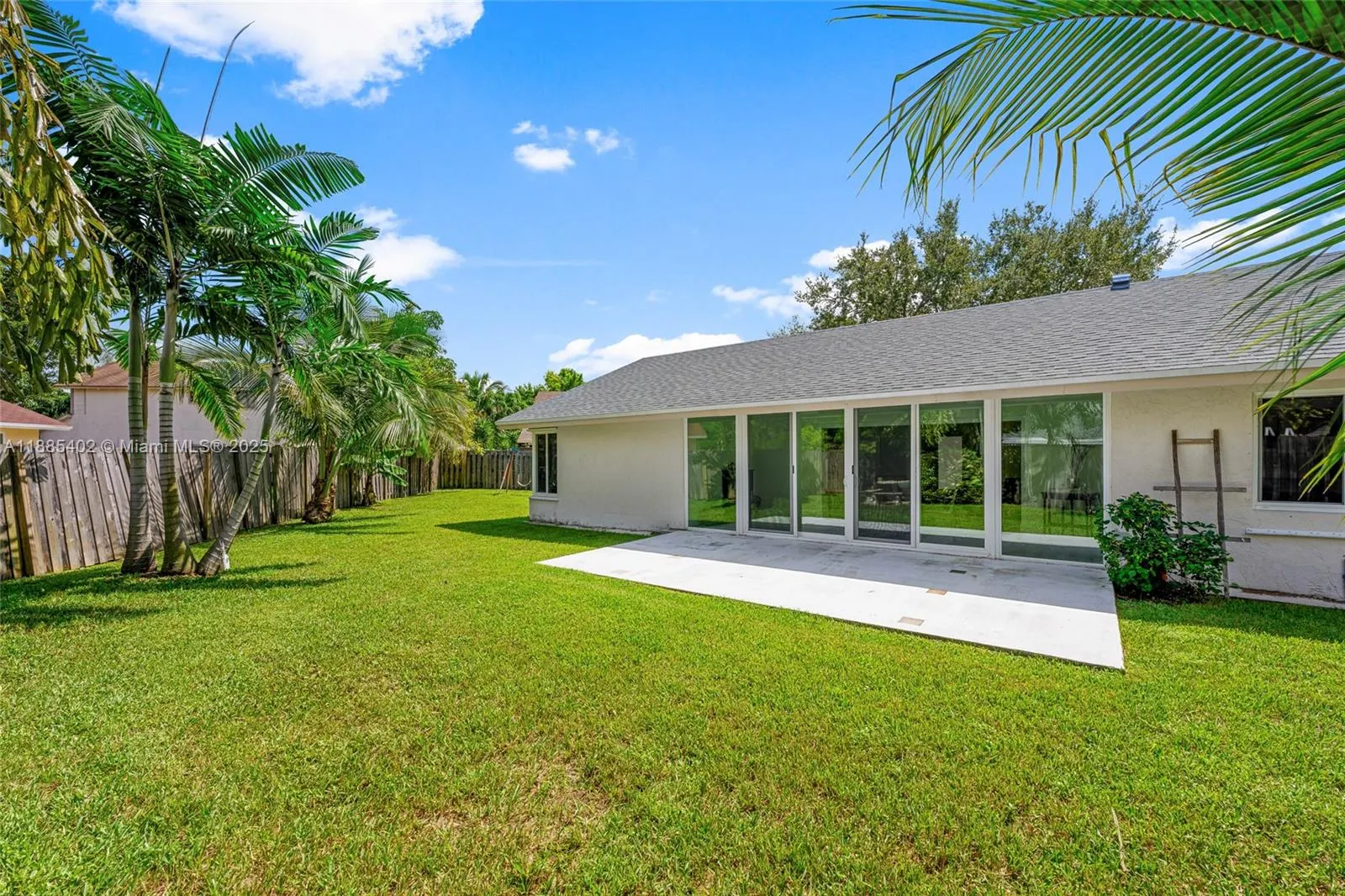 10445 NW 31st Ct