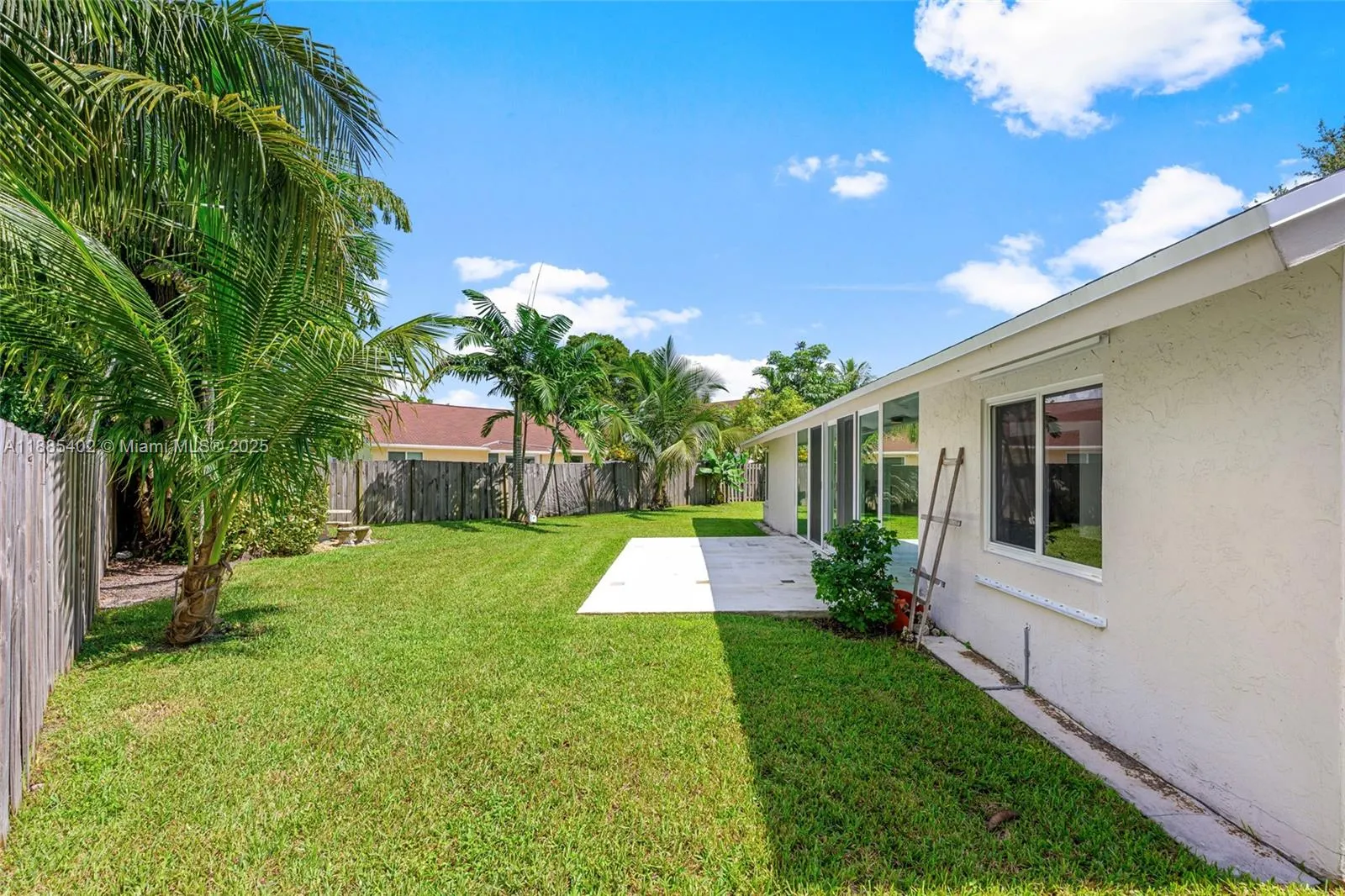 10445 NW 31st Ct