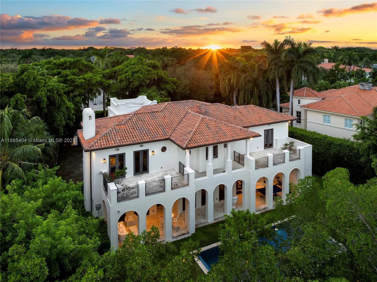 231 Costanera Rd