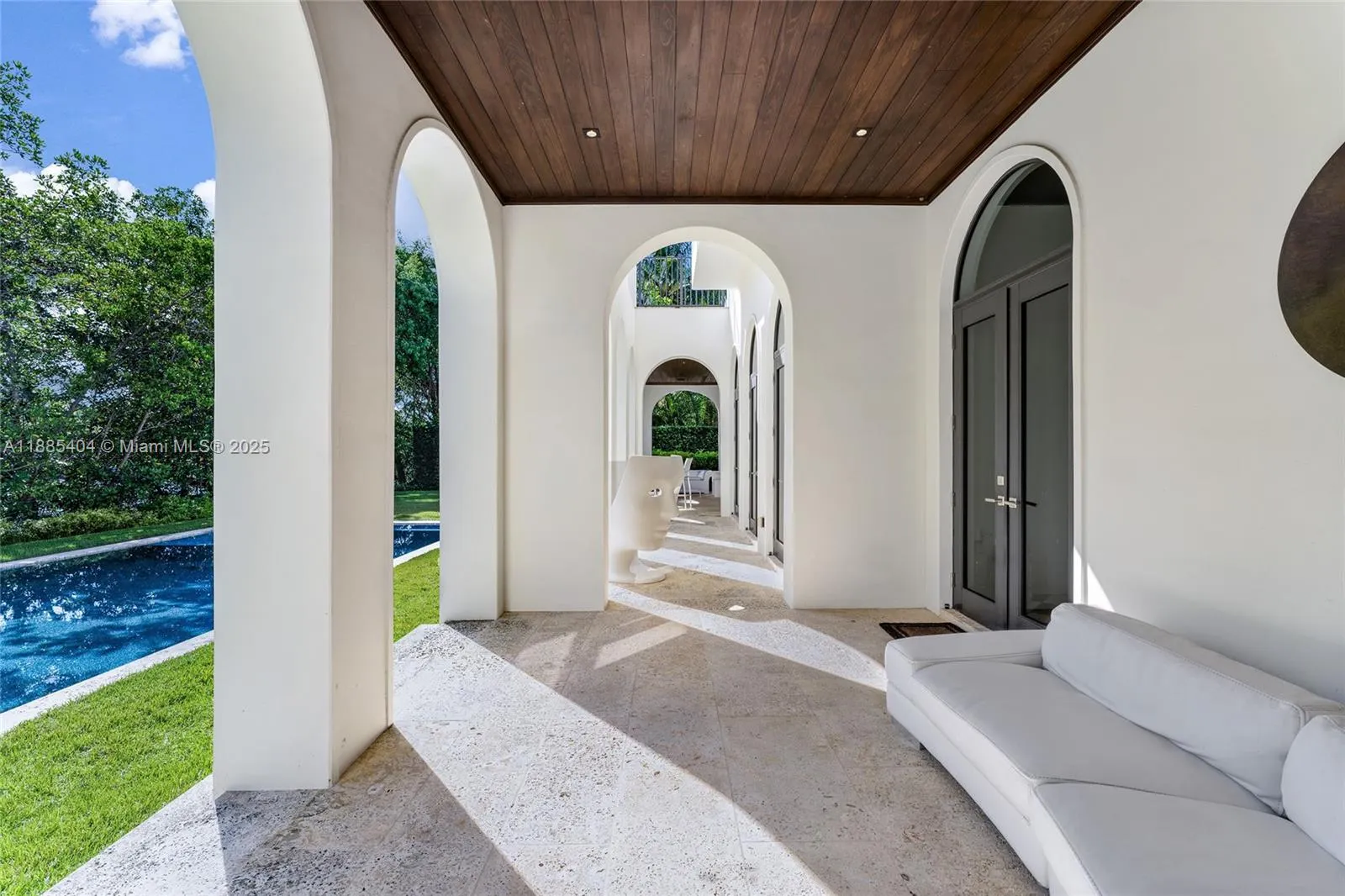 231 Costanera Rd