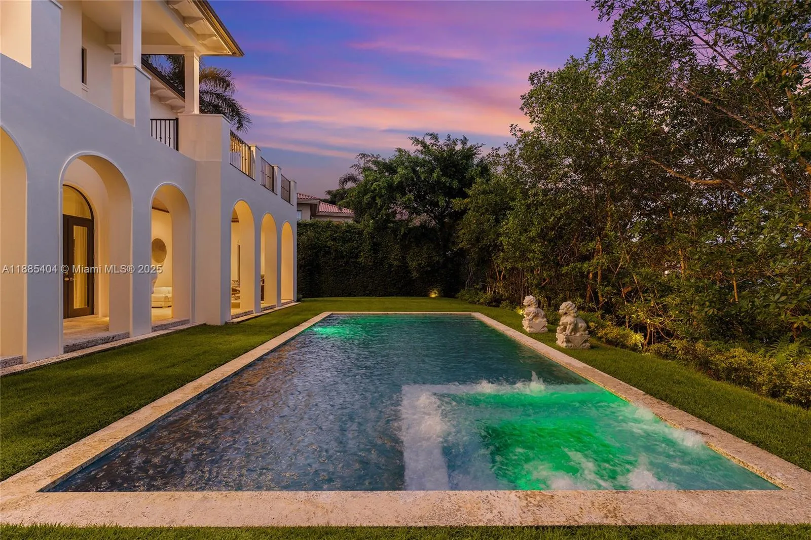 231 Costanera Rd