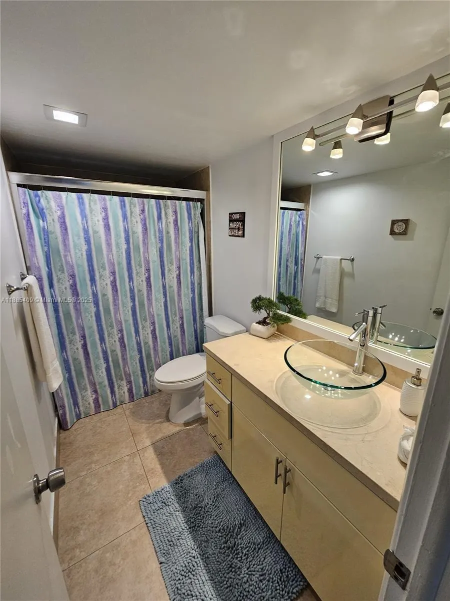 19370 Collins Ave, #1502