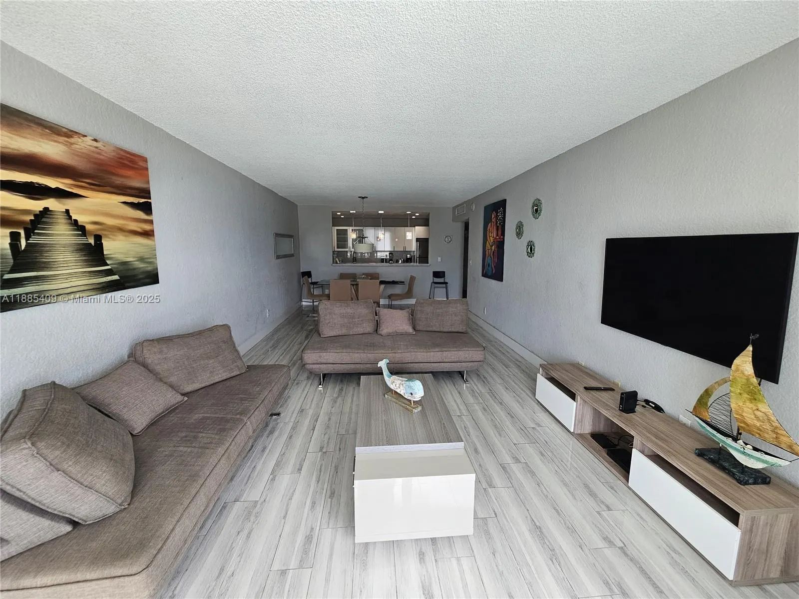 19370 Collins Ave, #1502
