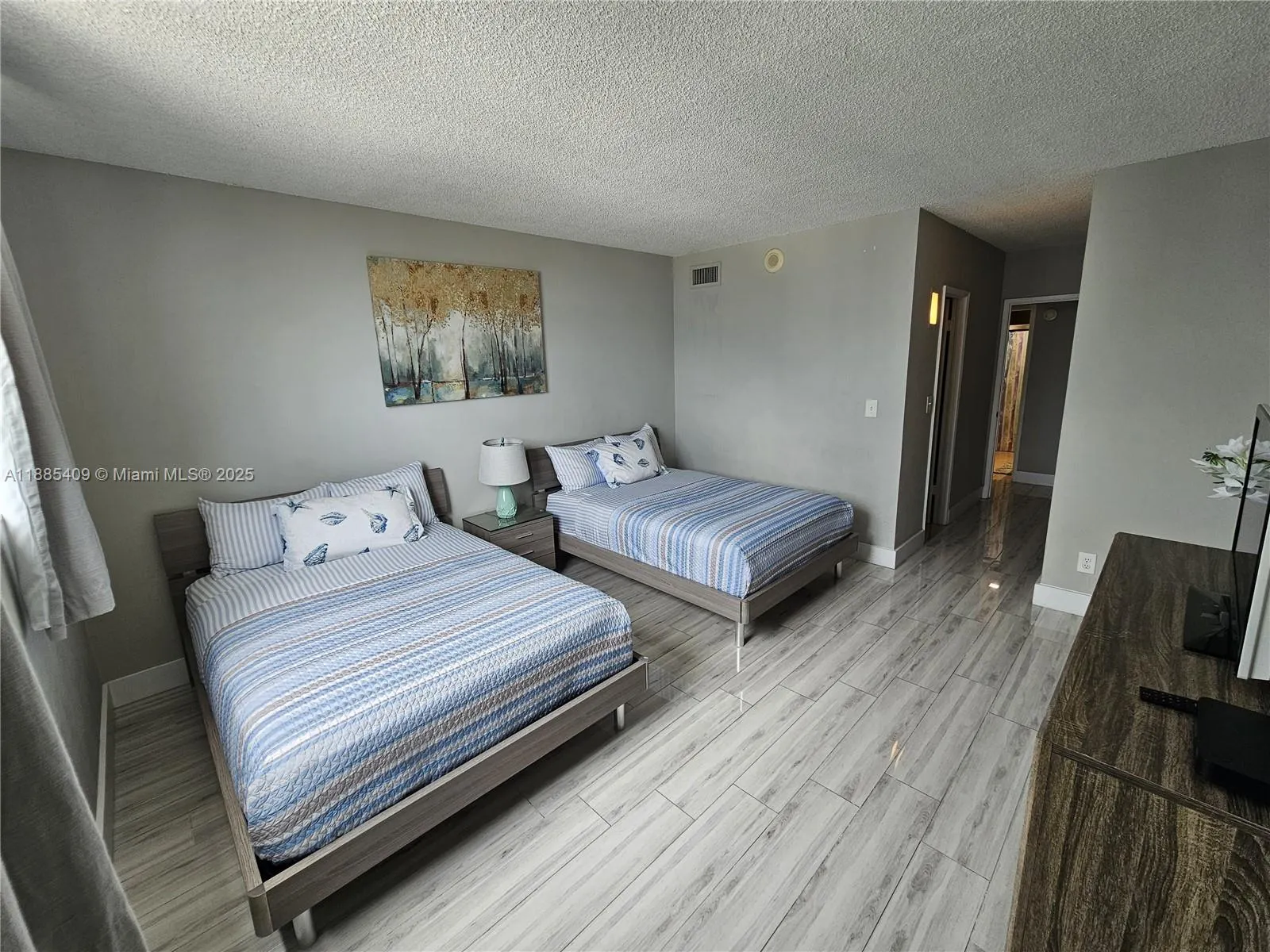 19370 Collins Ave, #1502