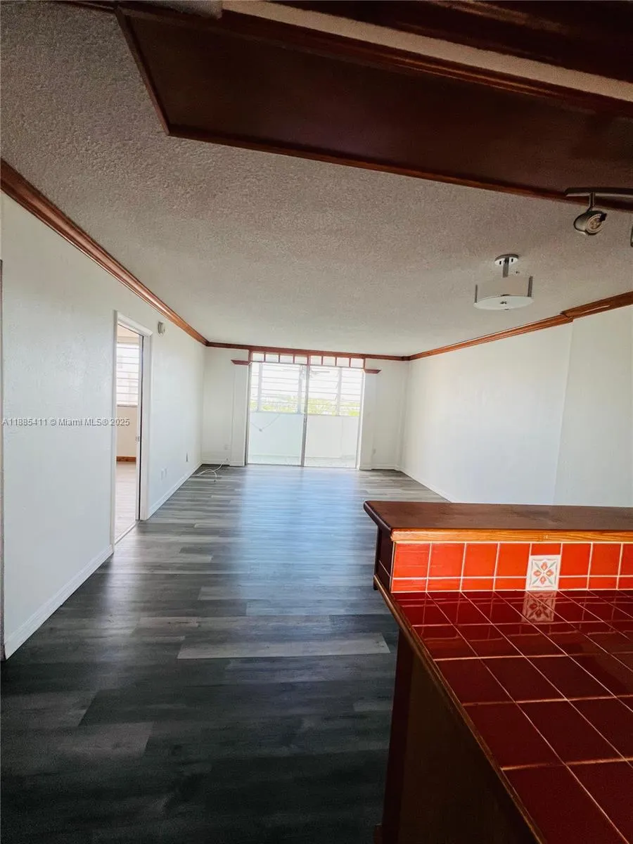 16400 NE 17th Ave, #701