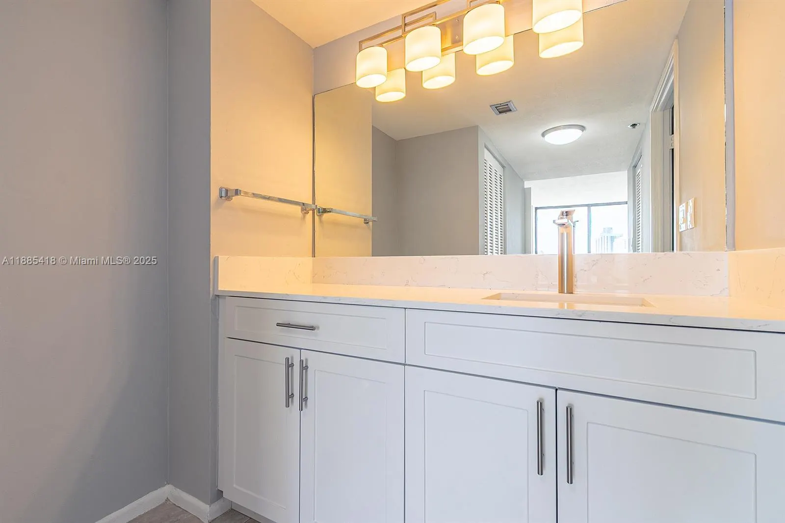 210 174th St, #2406