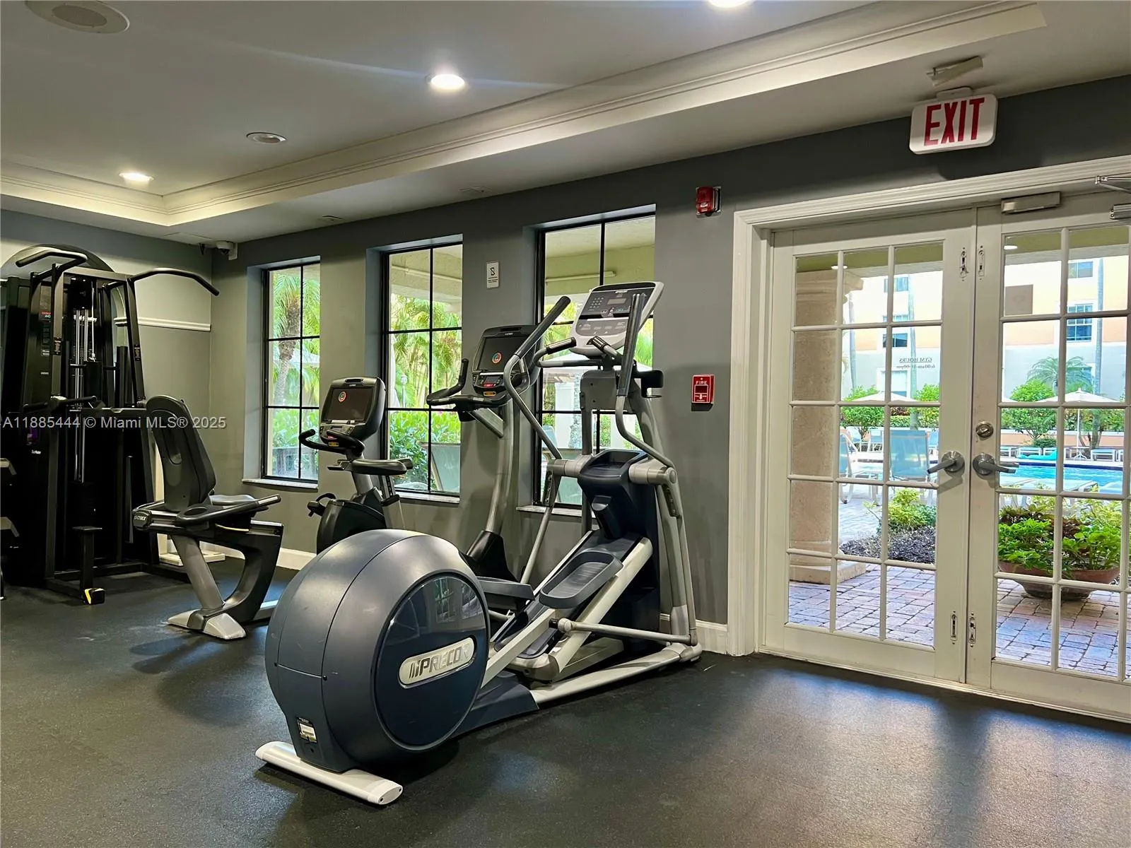 651 Okeechobee Blvd, #811