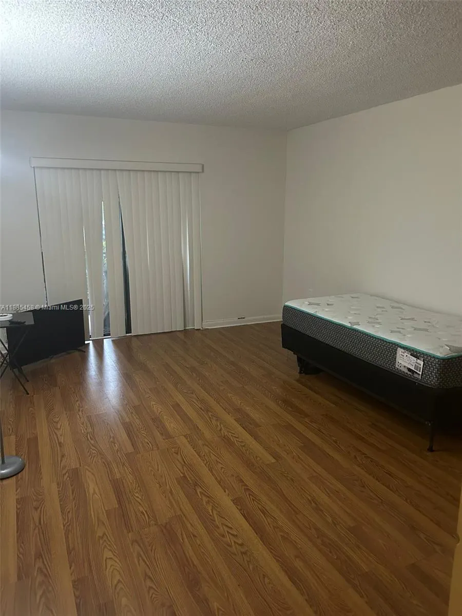 6555 W Broward Blvd, #104