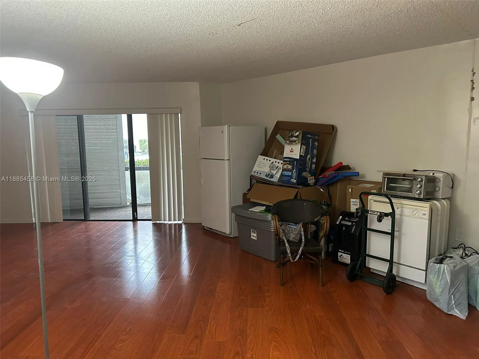6555 W Broward Blvd, #104