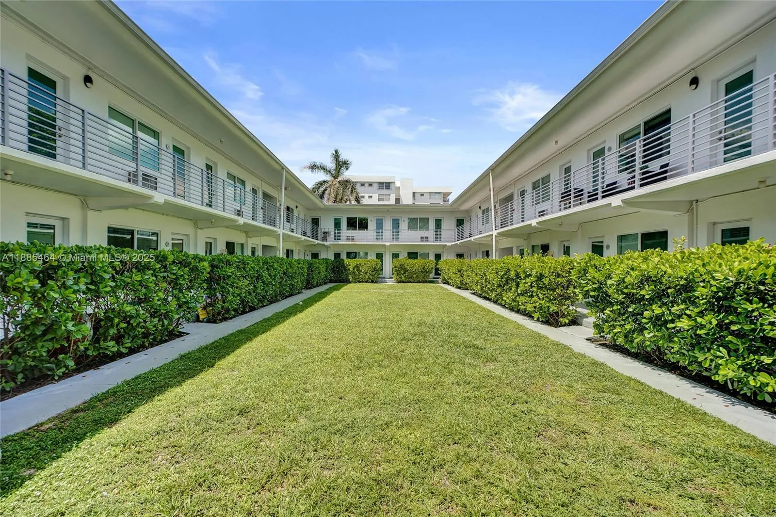9270 E Bay Harbor Dr, #4B