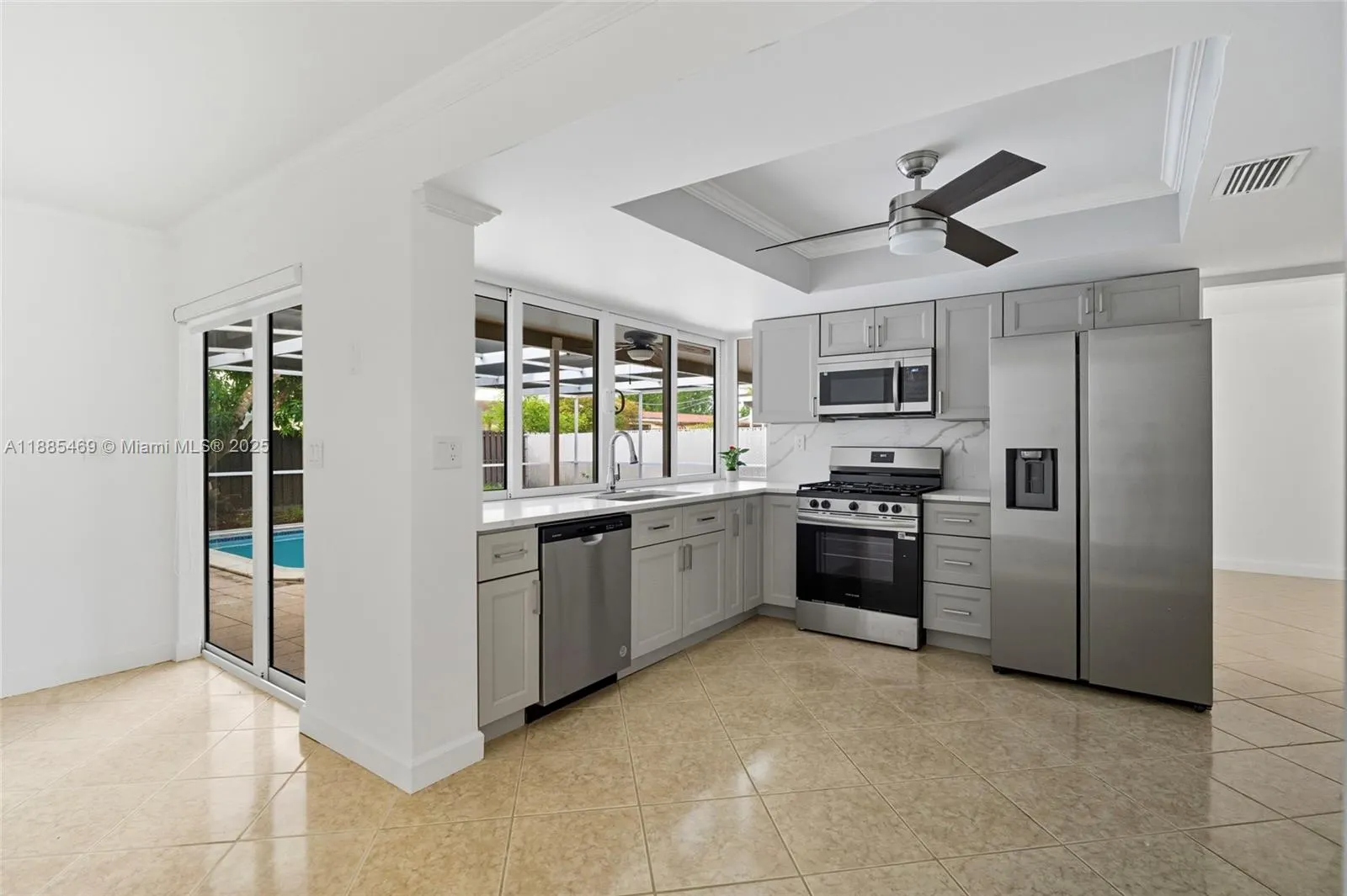 9710 Sunset Strip