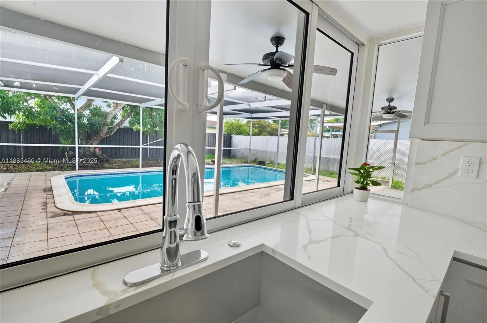 9710 Sunset Strip
