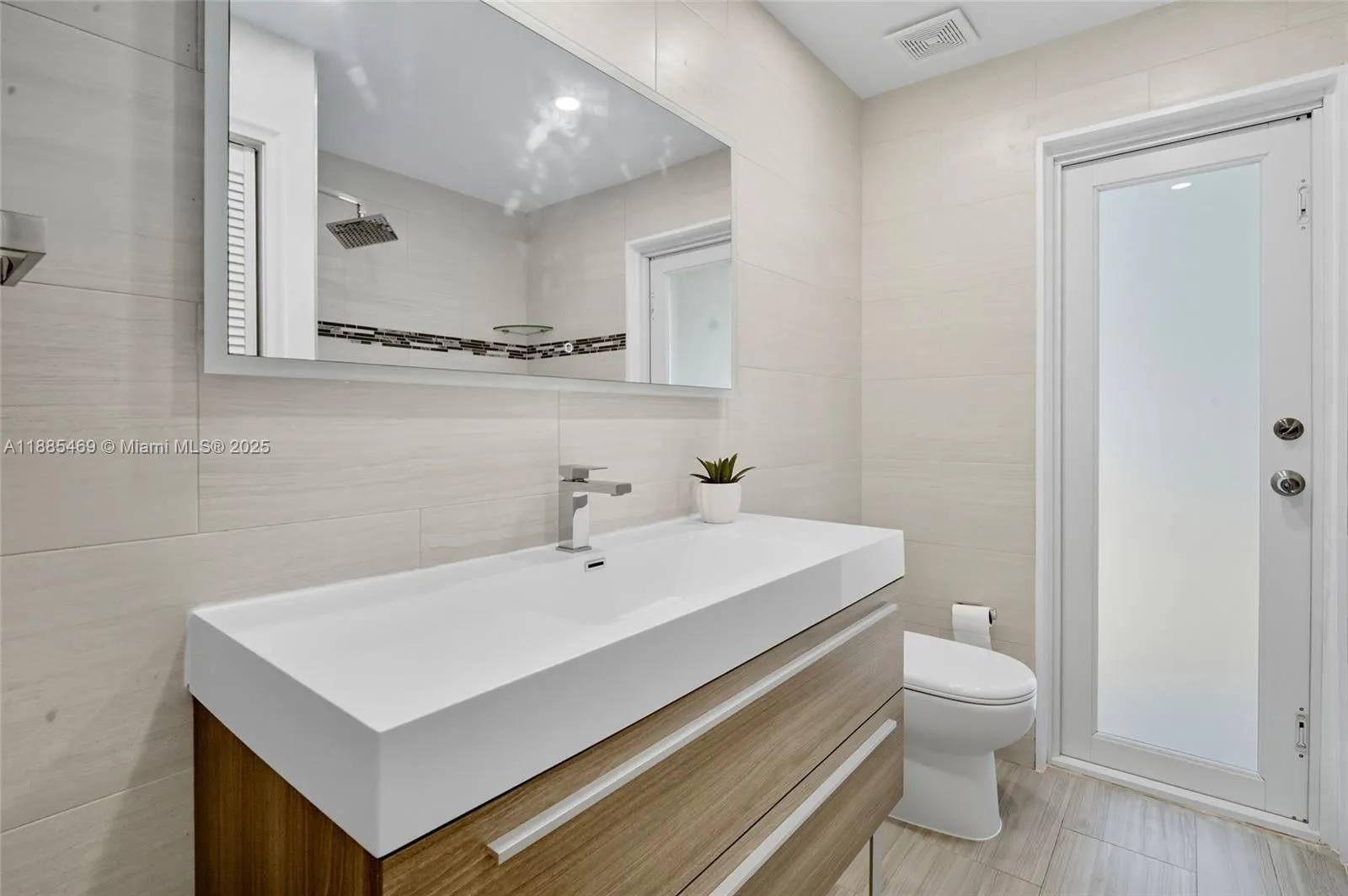 9710 Sunset Strip