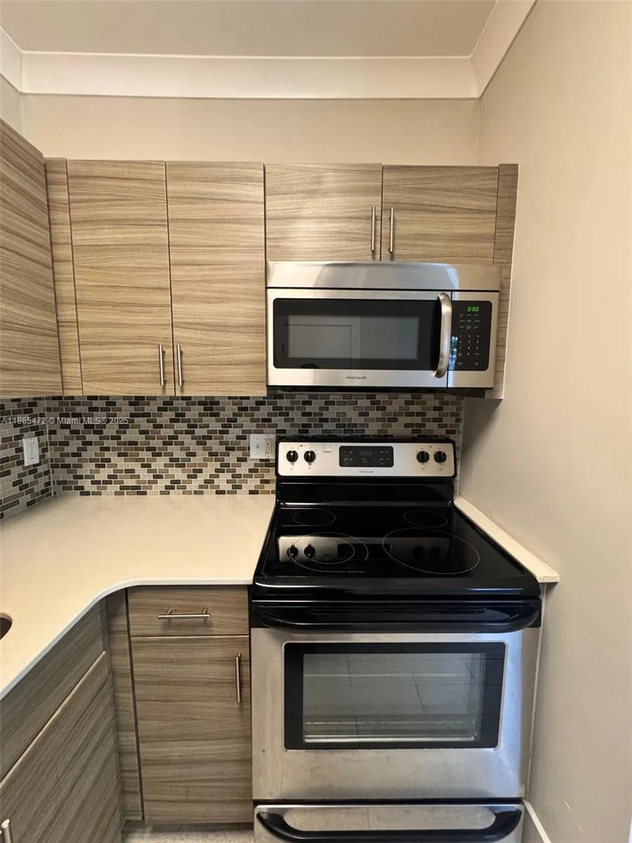 115 Menores Ave, #6