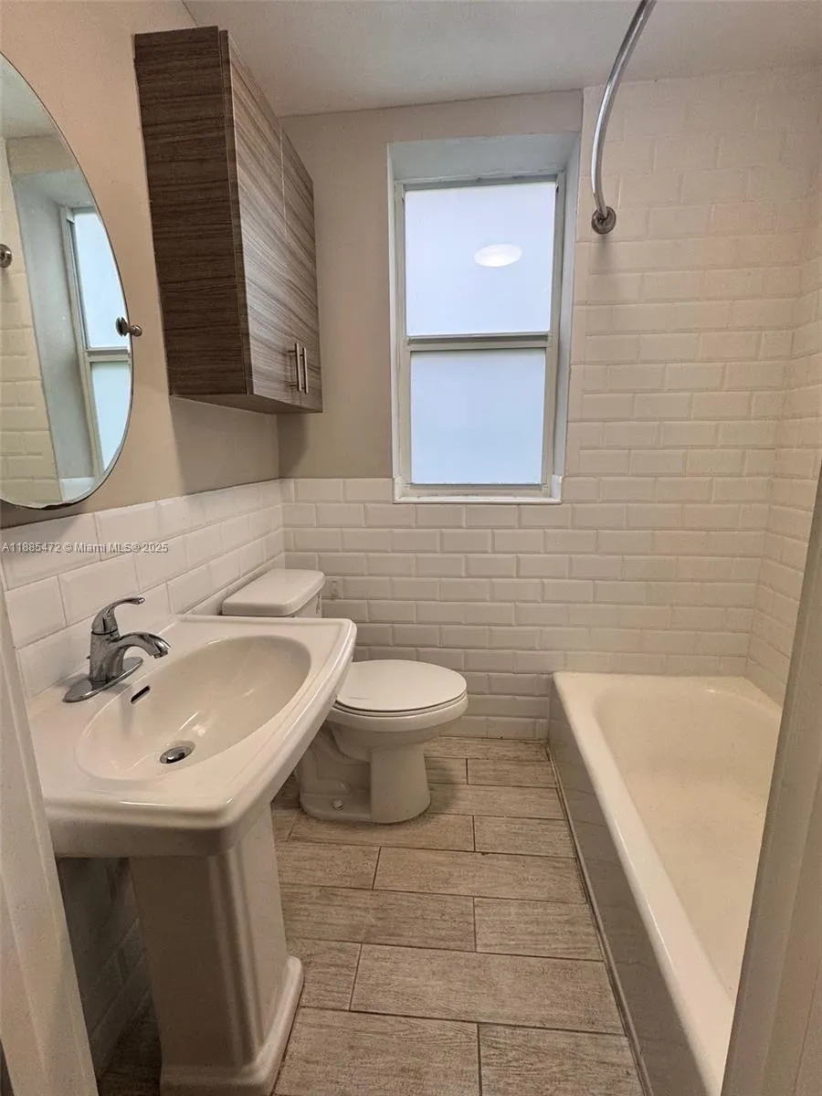 115 Menores Ave, #6