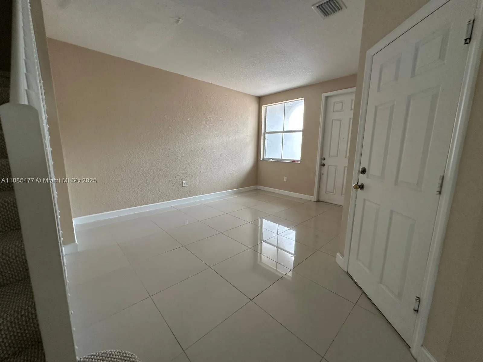 1026 NE 207th Ter, #1026