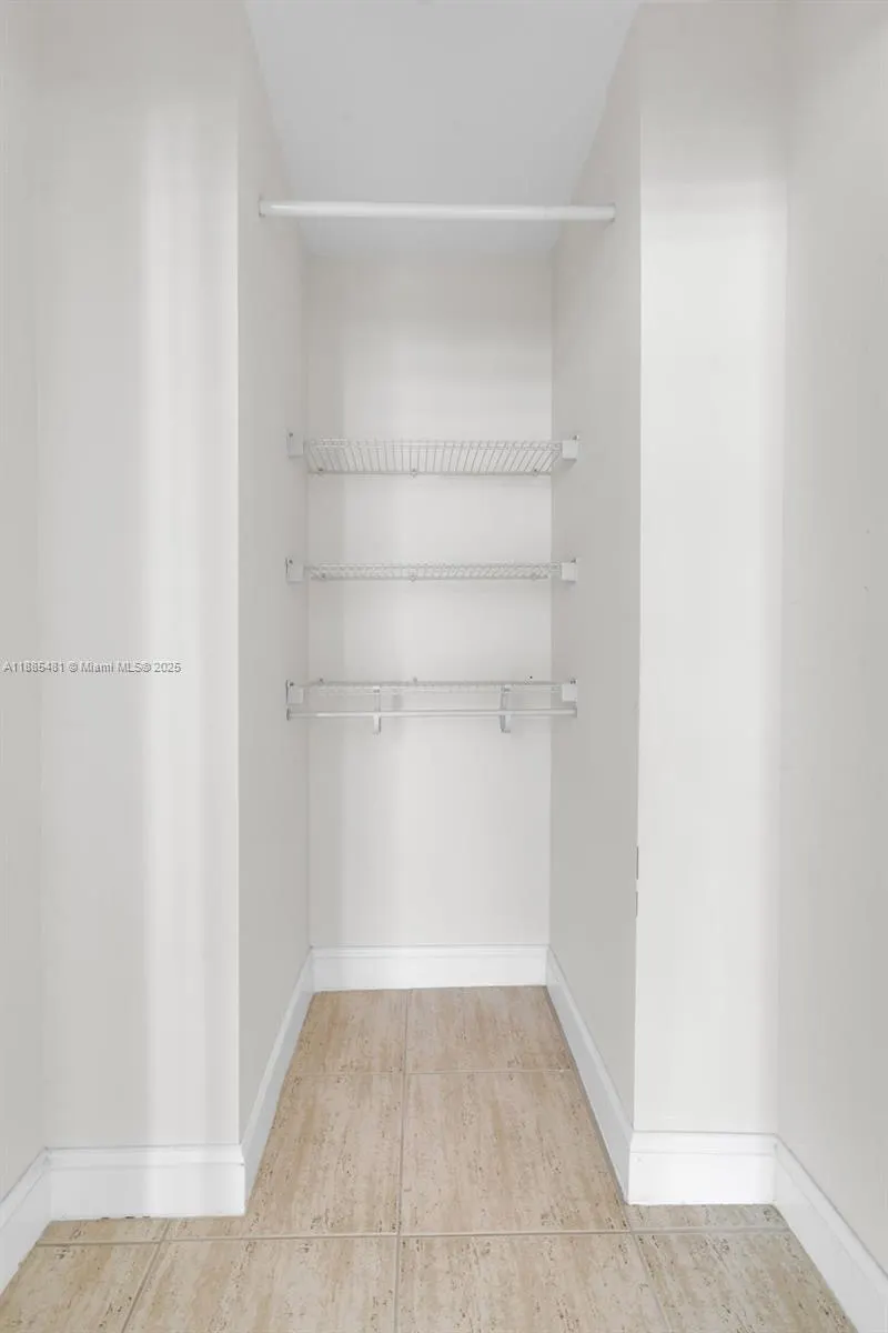 8877 Collins Ave, #303