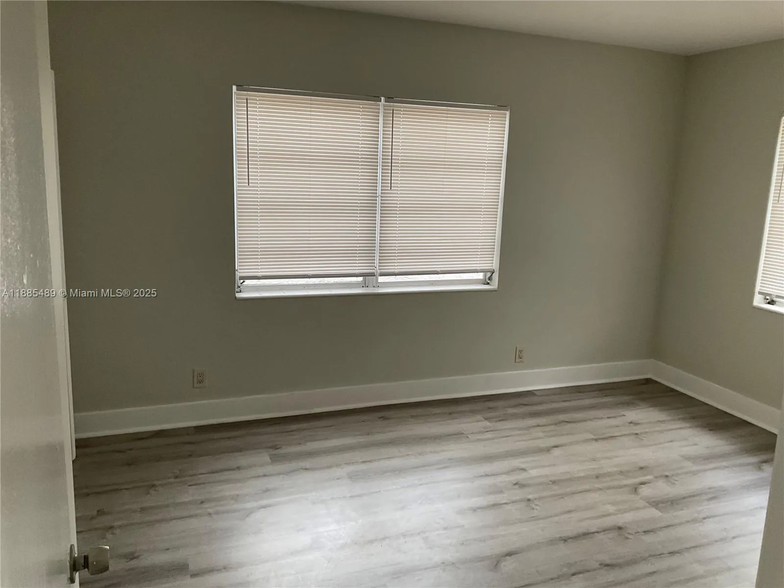 510 SE 9th St, #8