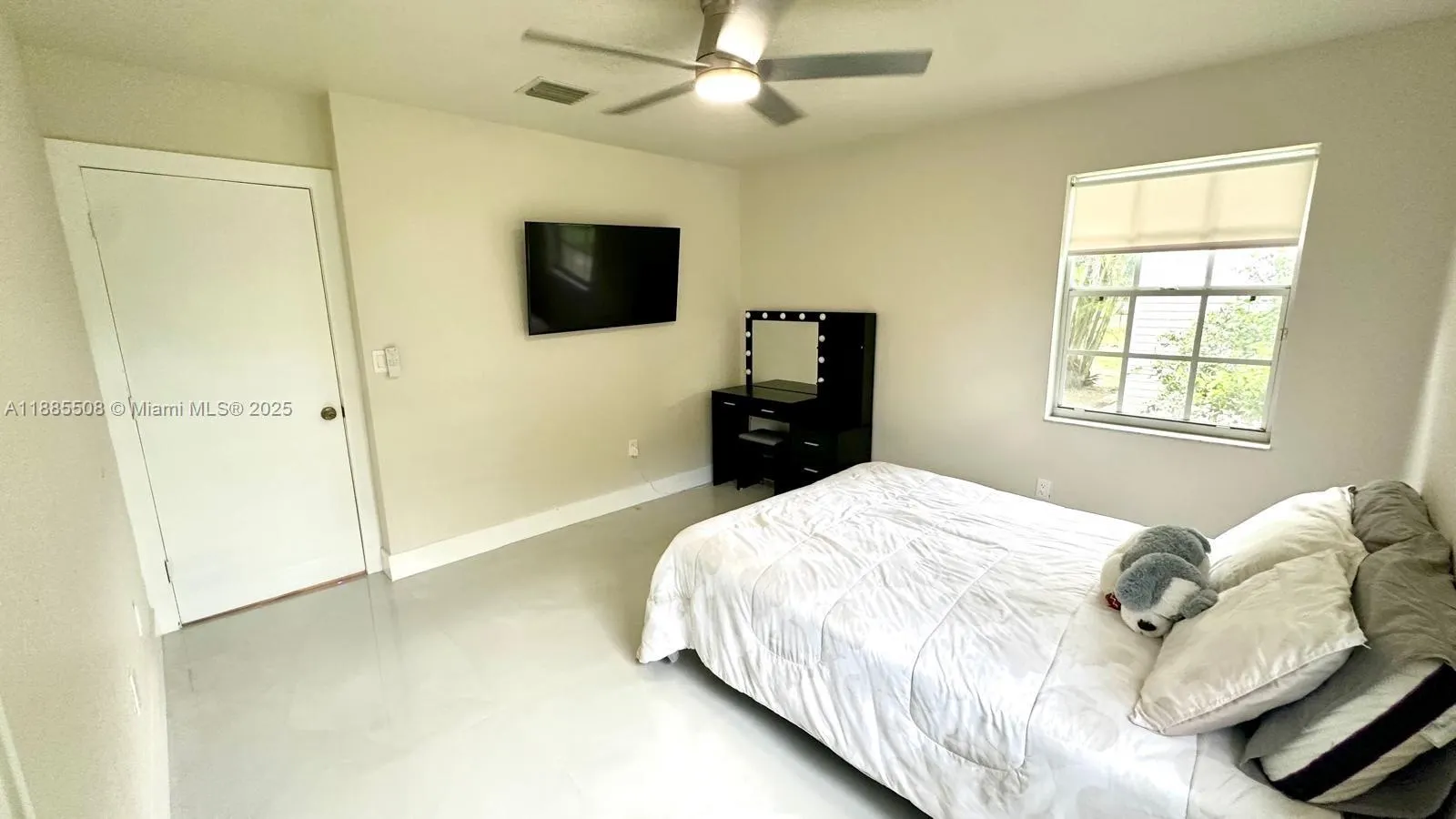 1771 NW 17th St
