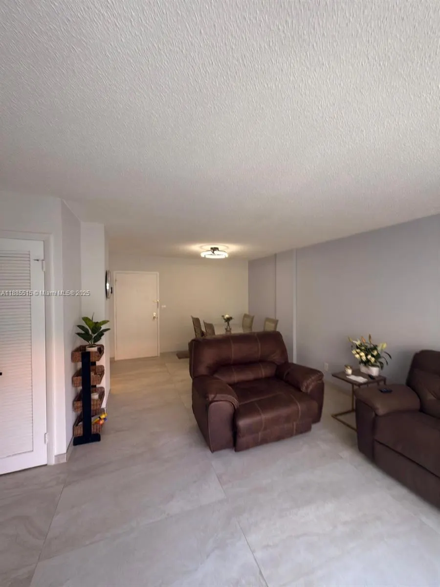 3113 S Ocean Dr, #303
