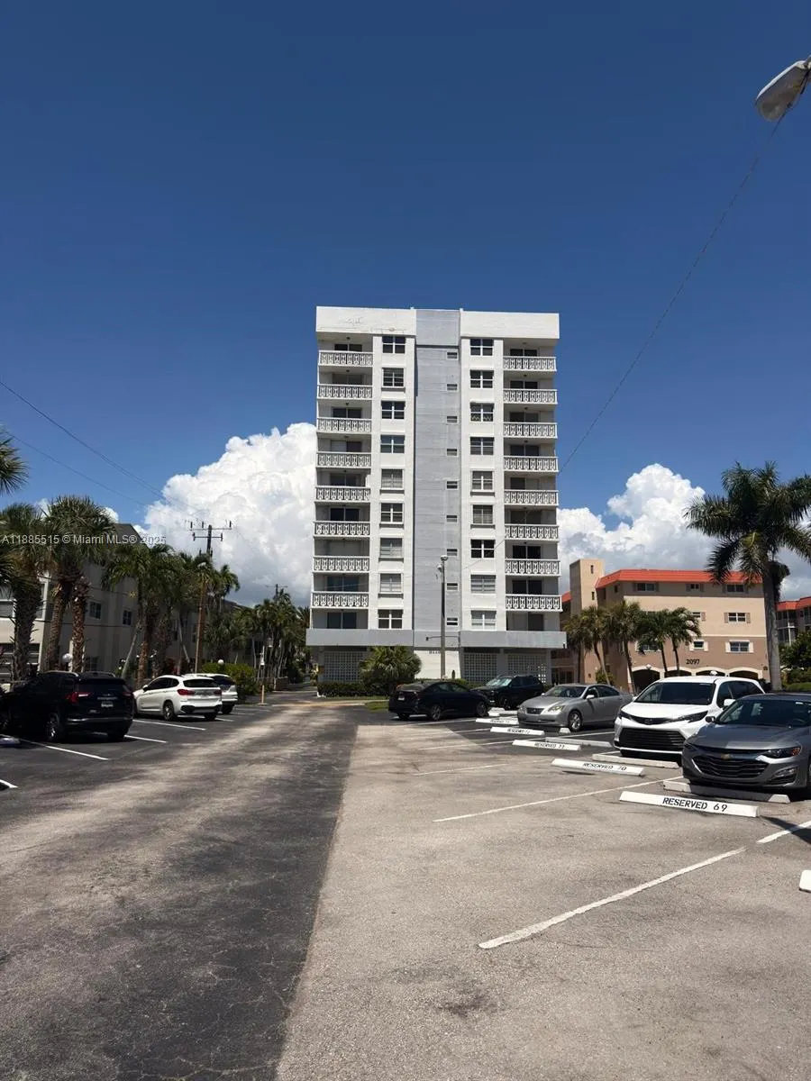 3113 S Ocean Dr, #303