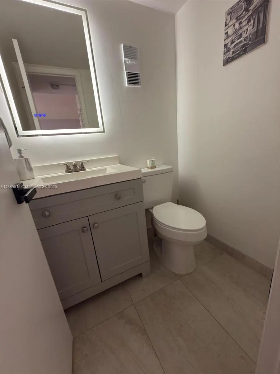 3113 S Ocean Dr, #303