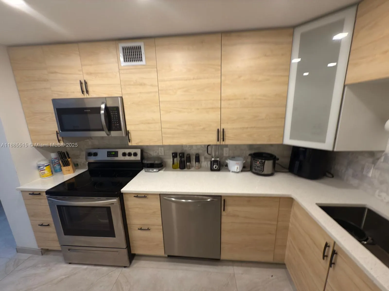 3113 S Ocean Dr, #303
