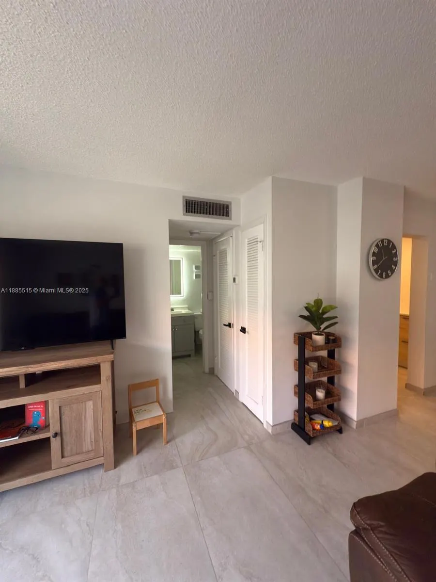 3113 S Ocean Dr, #303