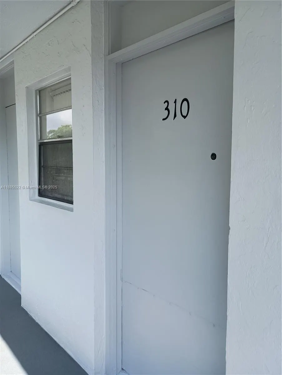 3551 NE 169 st, #310