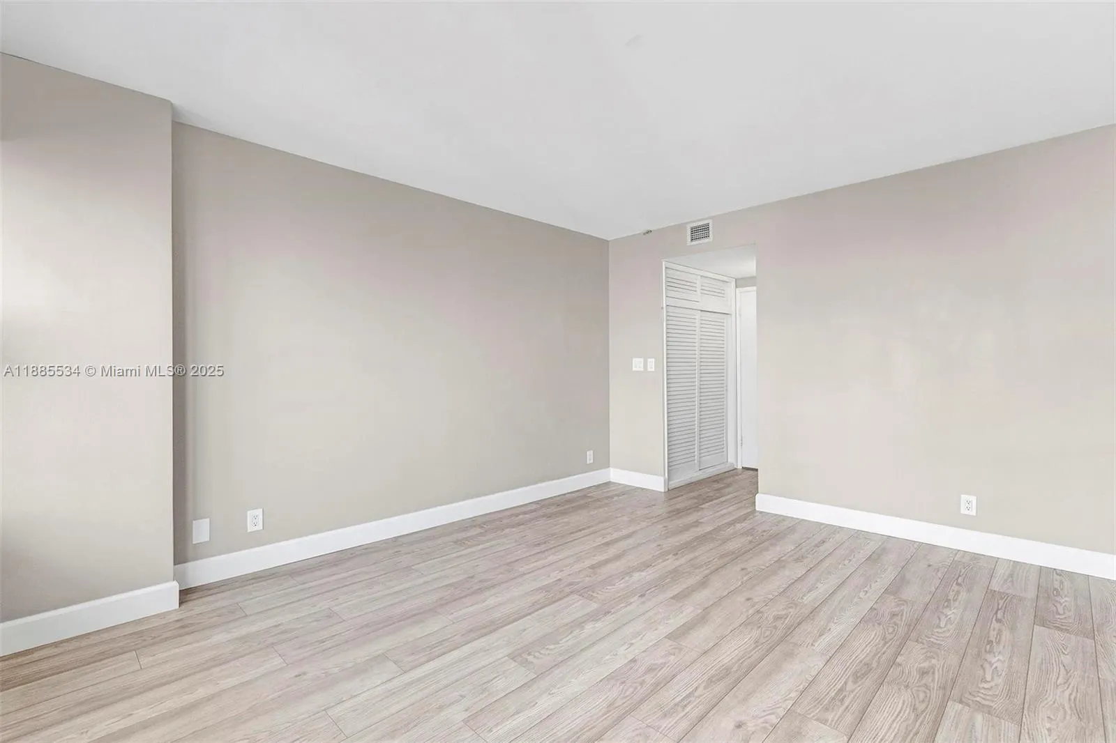 3700 Galt Ocean Dr, #1408