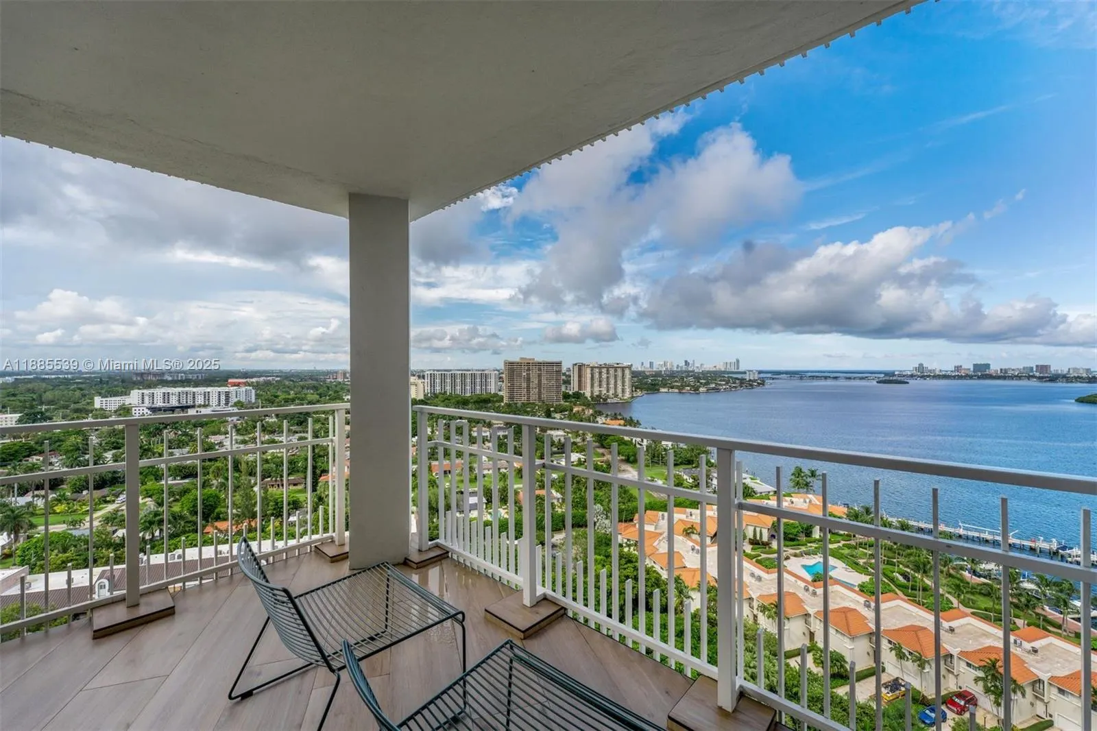 4000 Towerside Ter, #2211