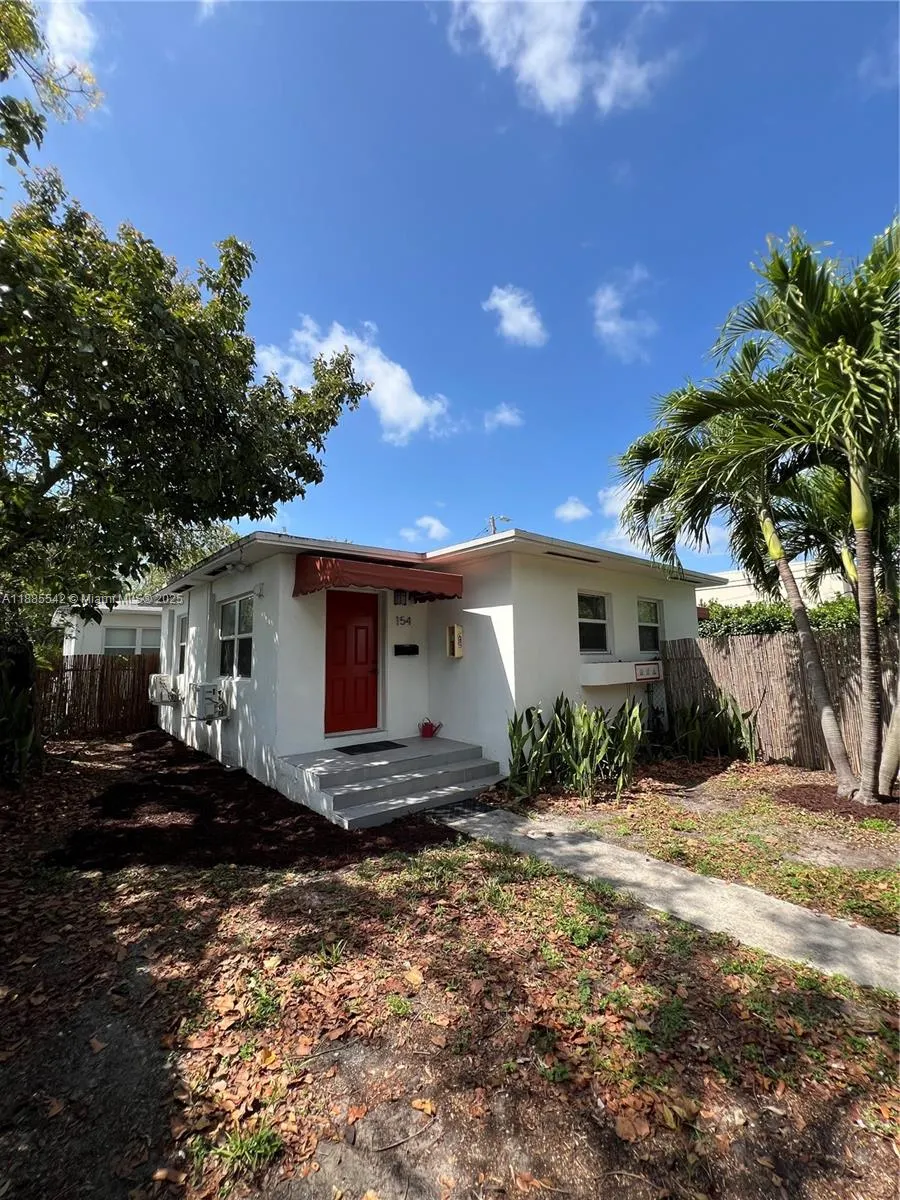 150 NE 59th St, #154