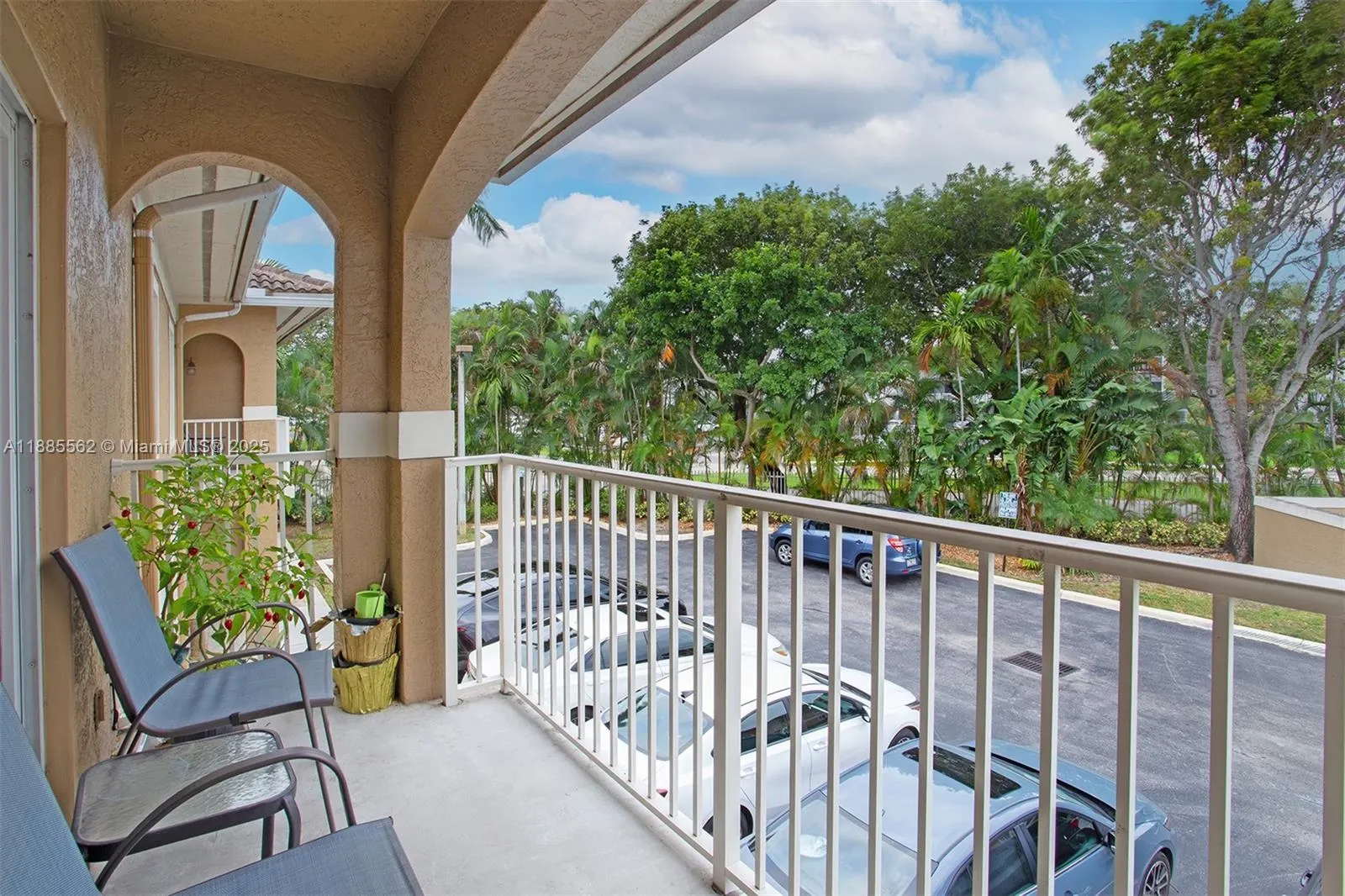 911 Hillcrest Ct, #7