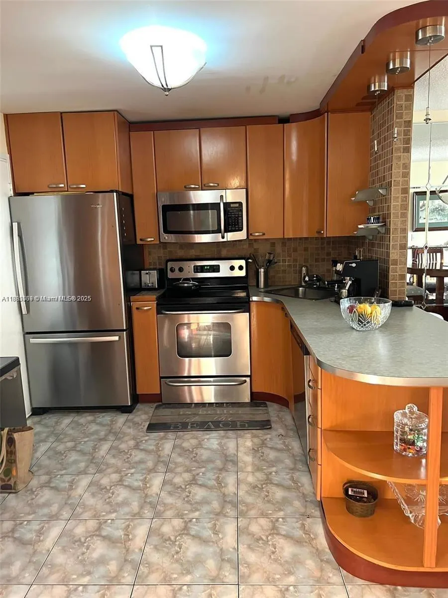 1600 S Ocean Dr, #3D