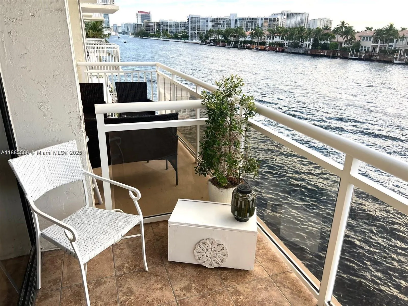 1600 S Ocean Dr, #3D