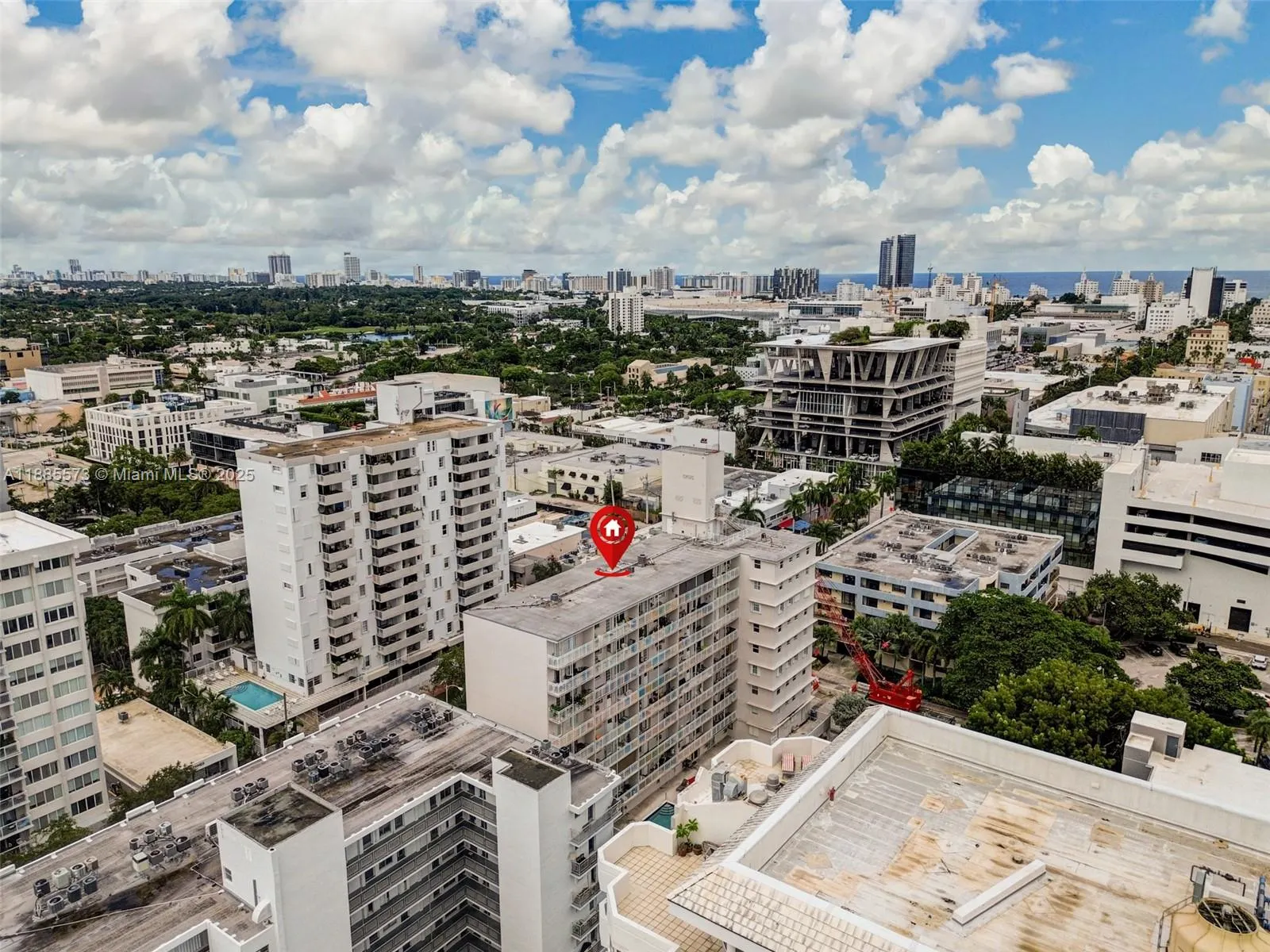 1300 Lincoln Rd, #B402